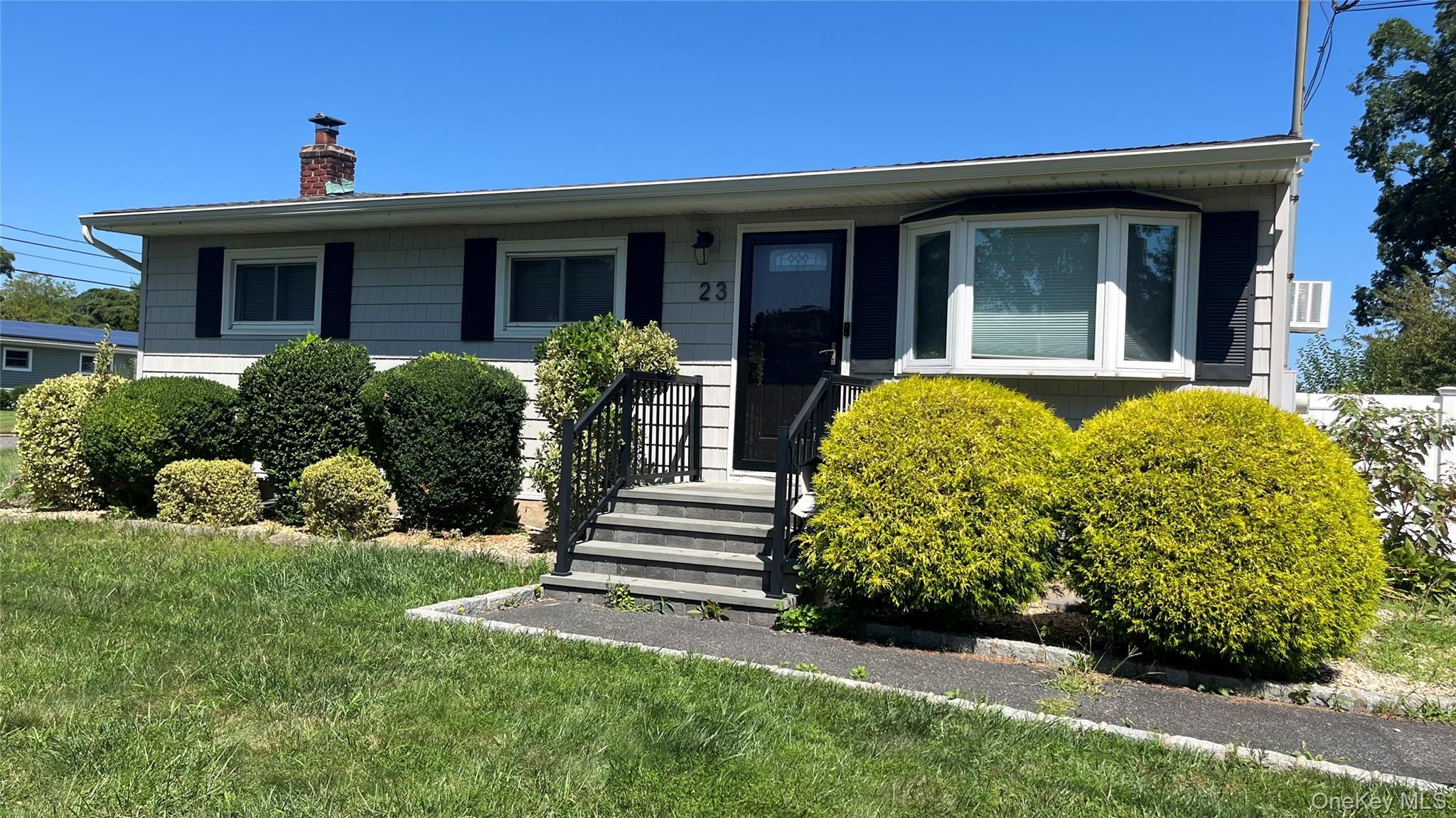 23 Pine Street – For Sale