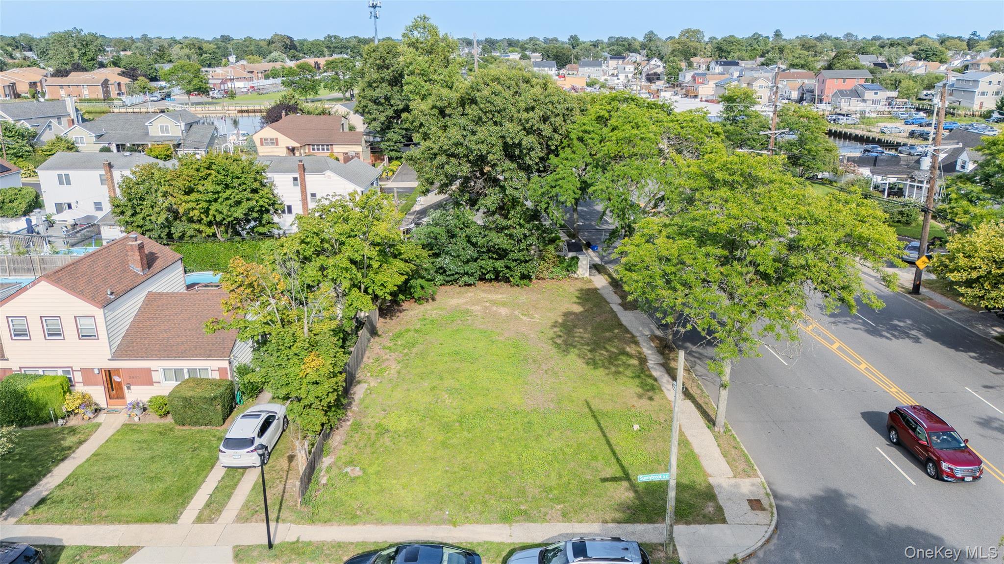 3247 Brower Avenue – For Sale photo 2