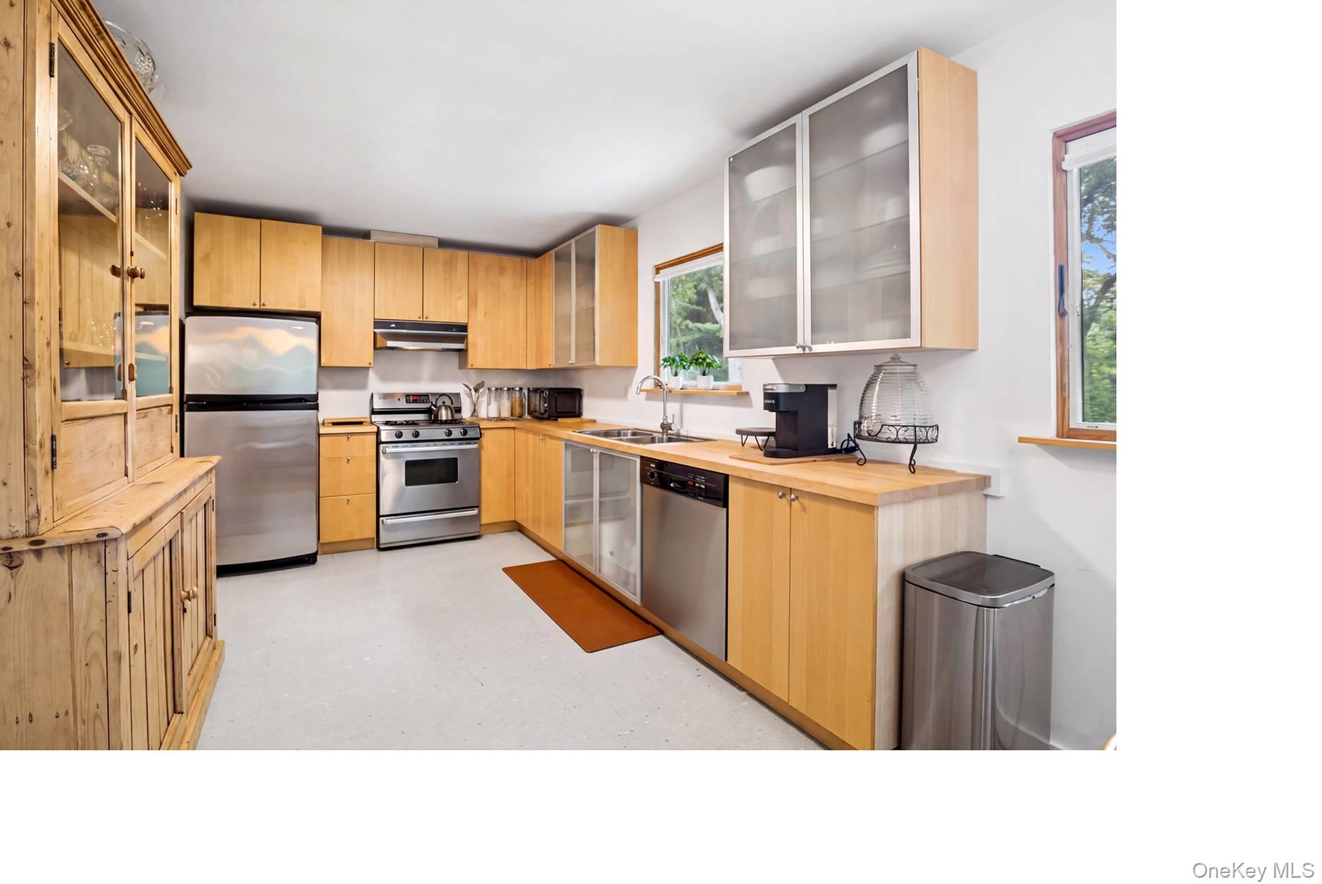 4 Lincoln Street – For Sale photo 16
