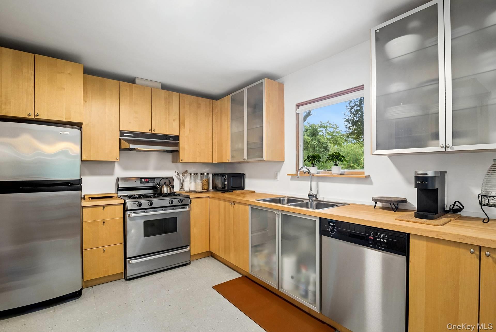 4 Lincoln Street – For Sale photo 20