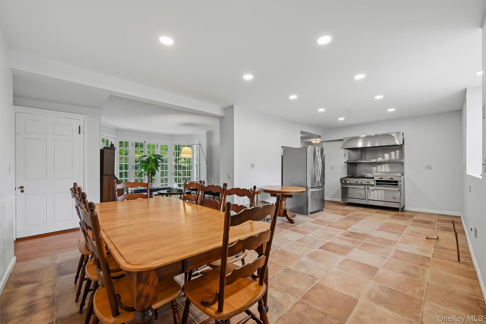 23 Maple Road – For Sale photo 13