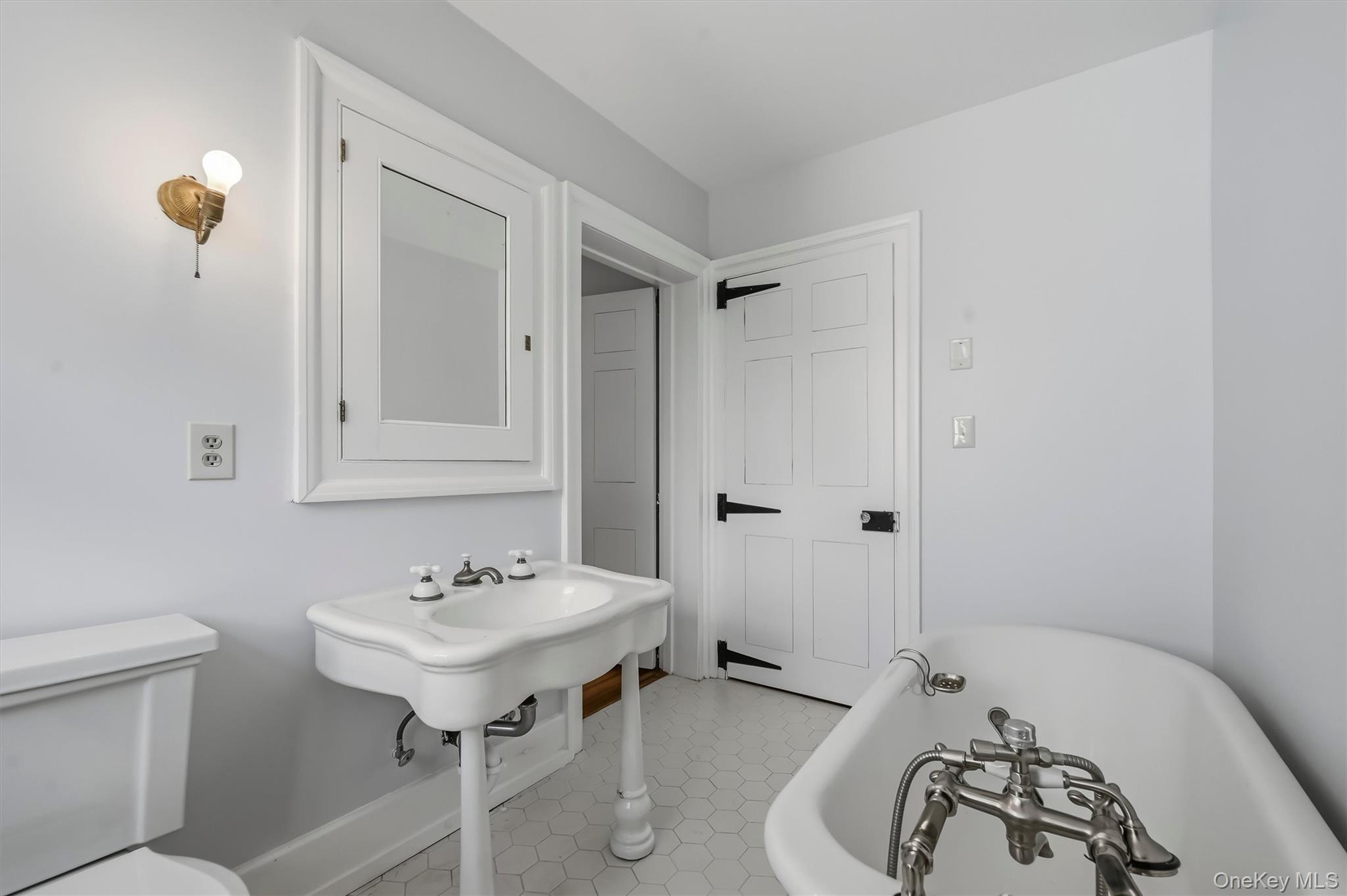23 Maple Road – For Sale photo 34