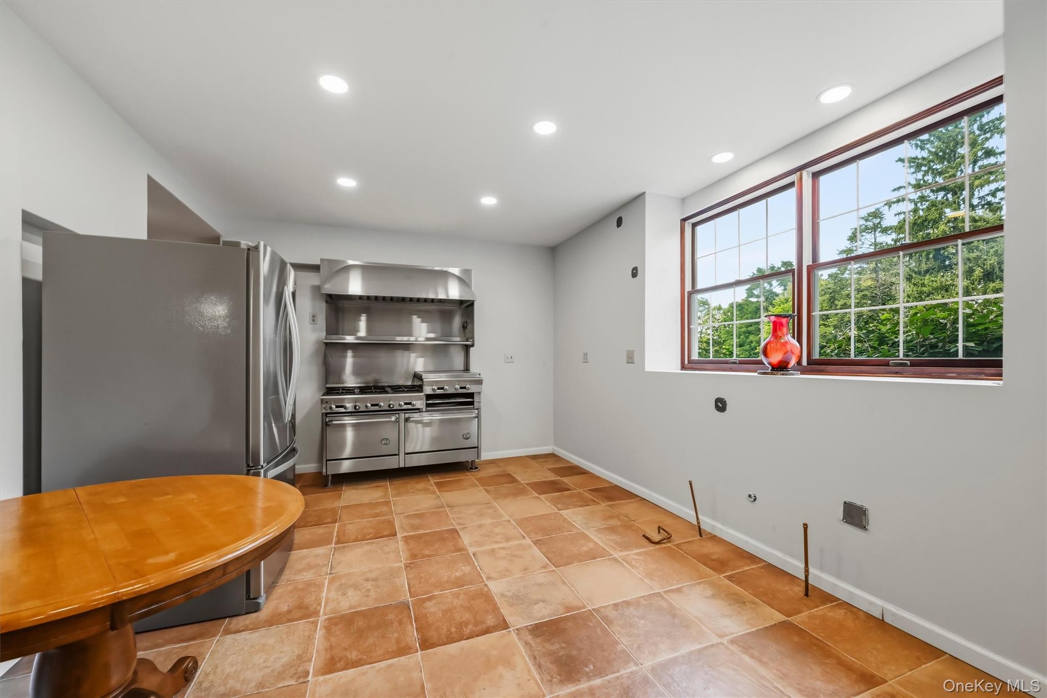 23 Maple Road – For Sale photo 14