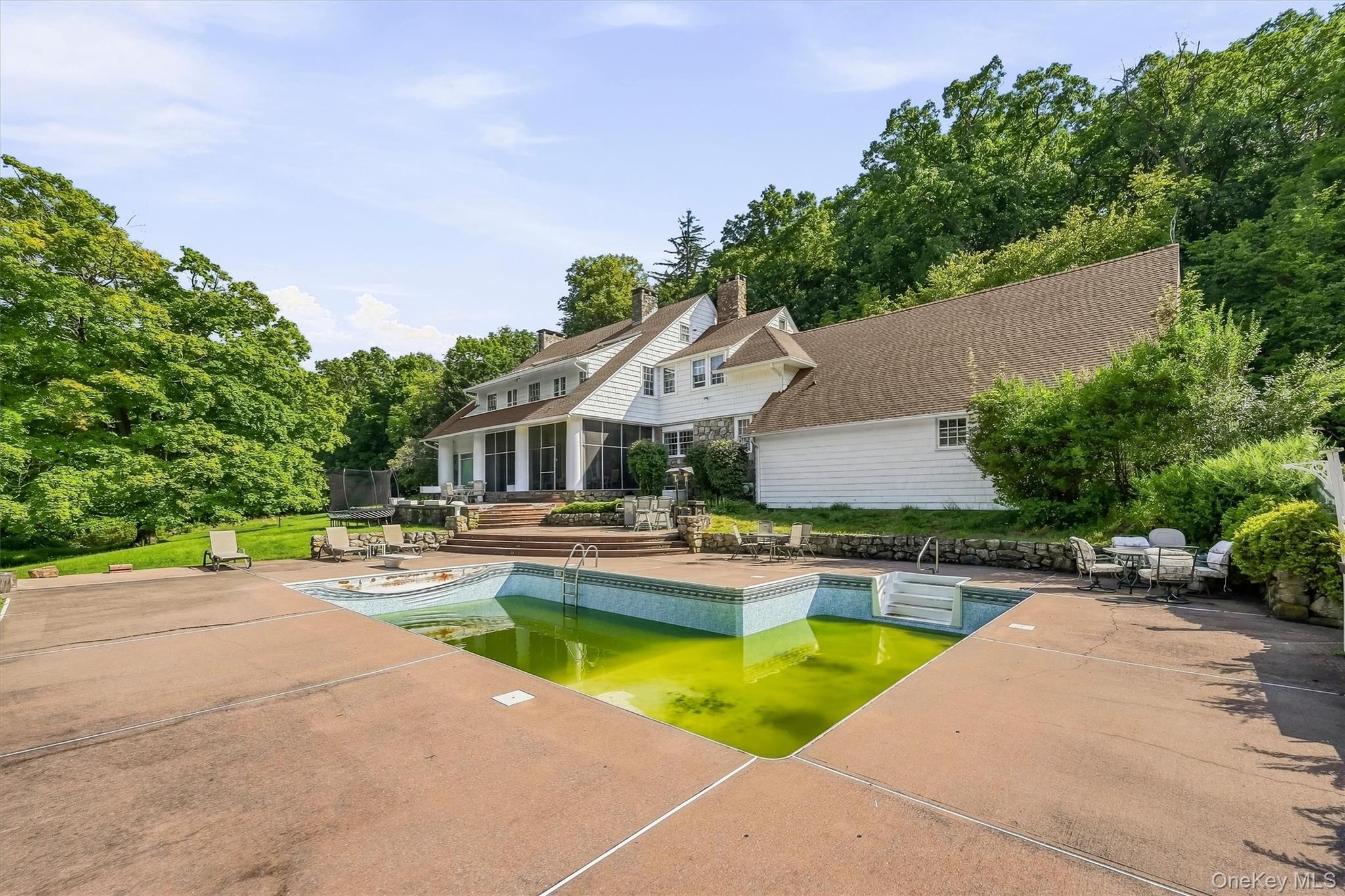 23 Maple Road – For Sale photo 37