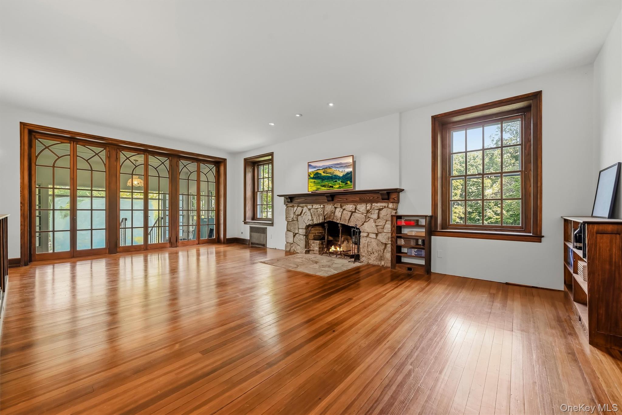 23 Maple Road – For Sale photo 9