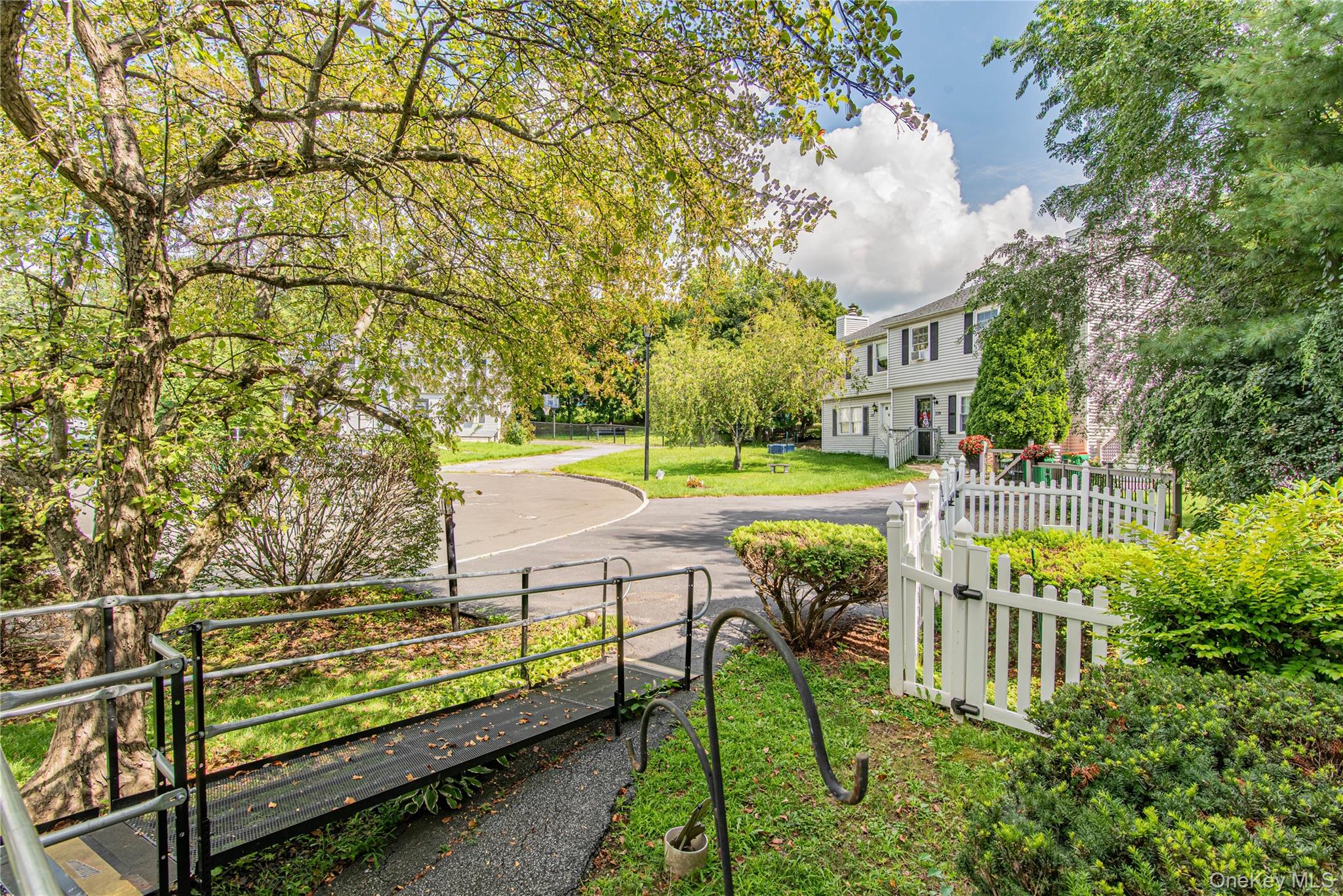 218 Fishkill Landing – For Sale photo 8