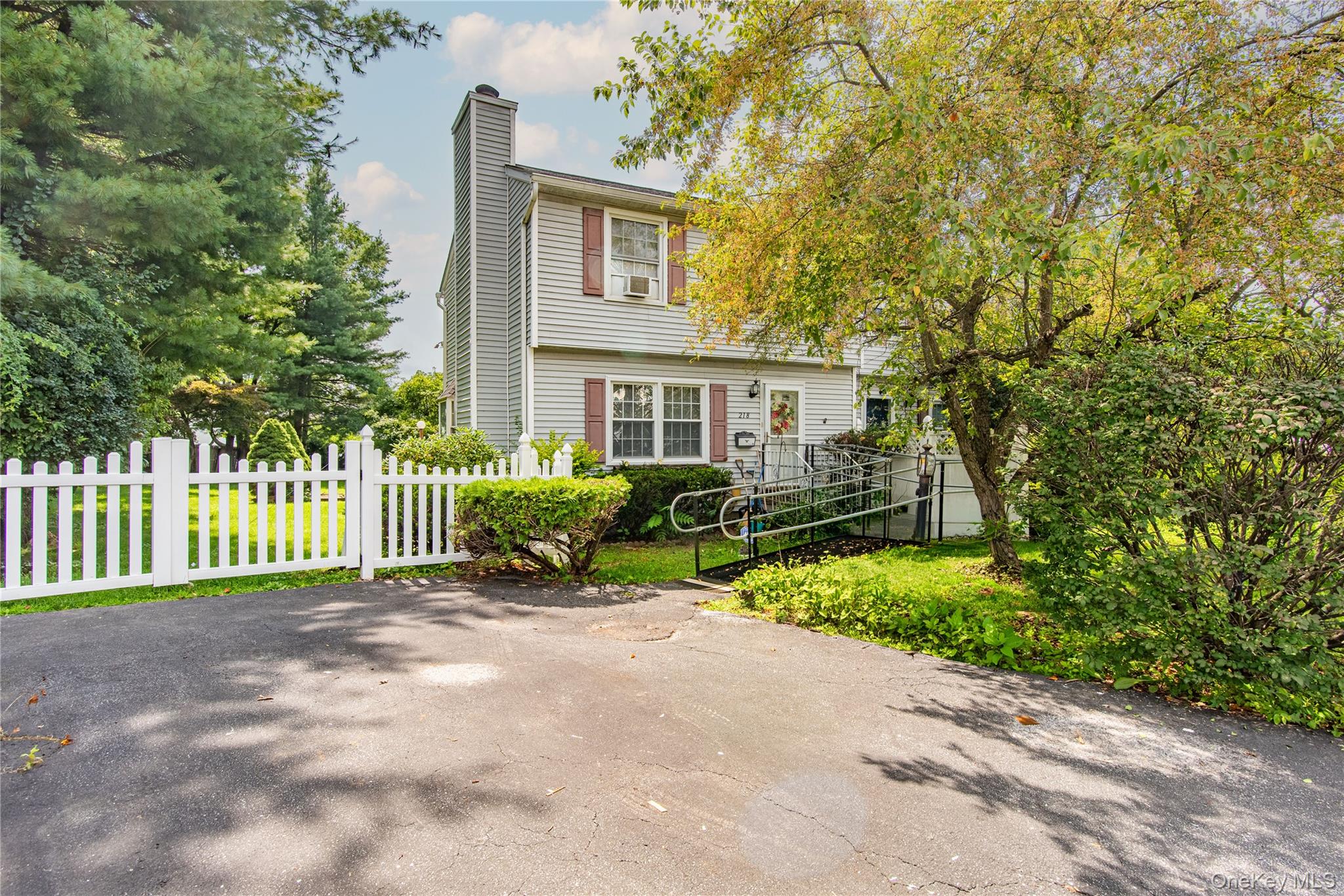 218 Fishkill Landing – For Sale