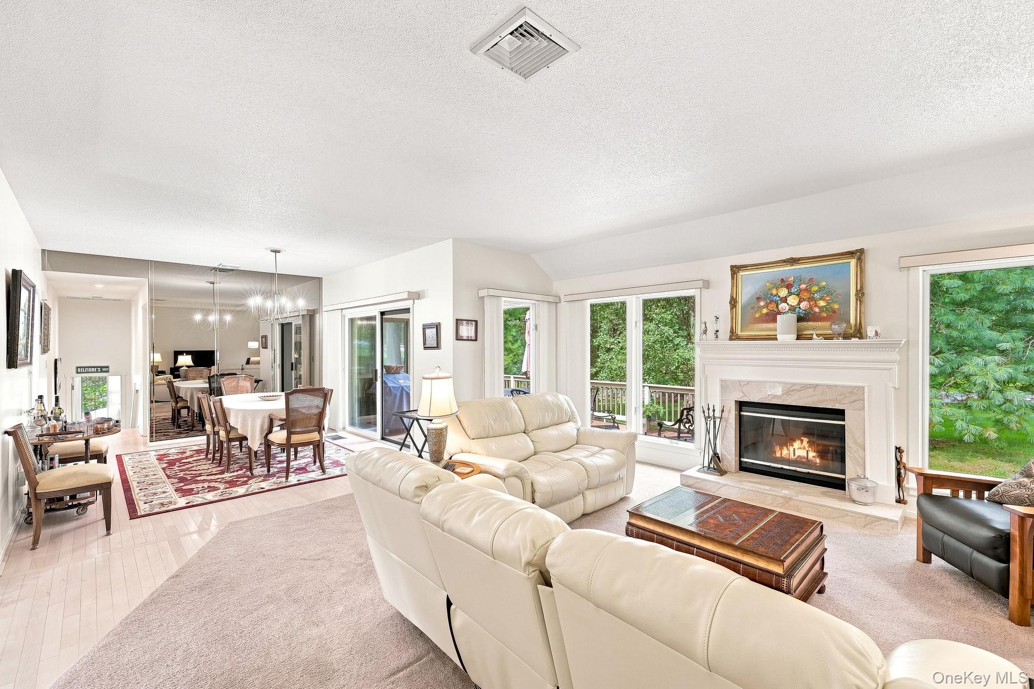 590 Heritage Hills Hills, Unit B photo 5