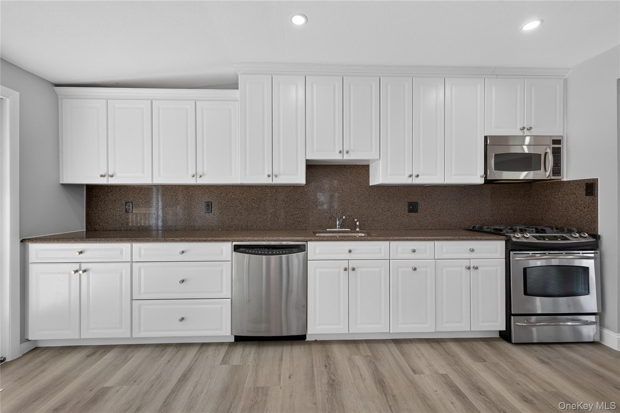 11 Penguin Lane – For Sale photo 14