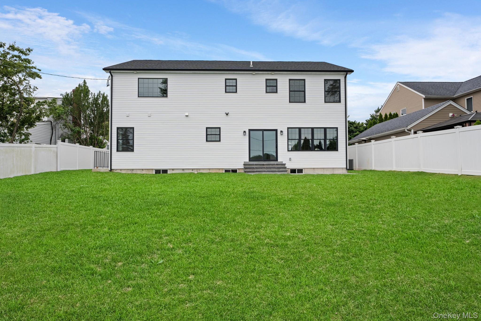 1301 Lakeside Drive – For Sale photo 40