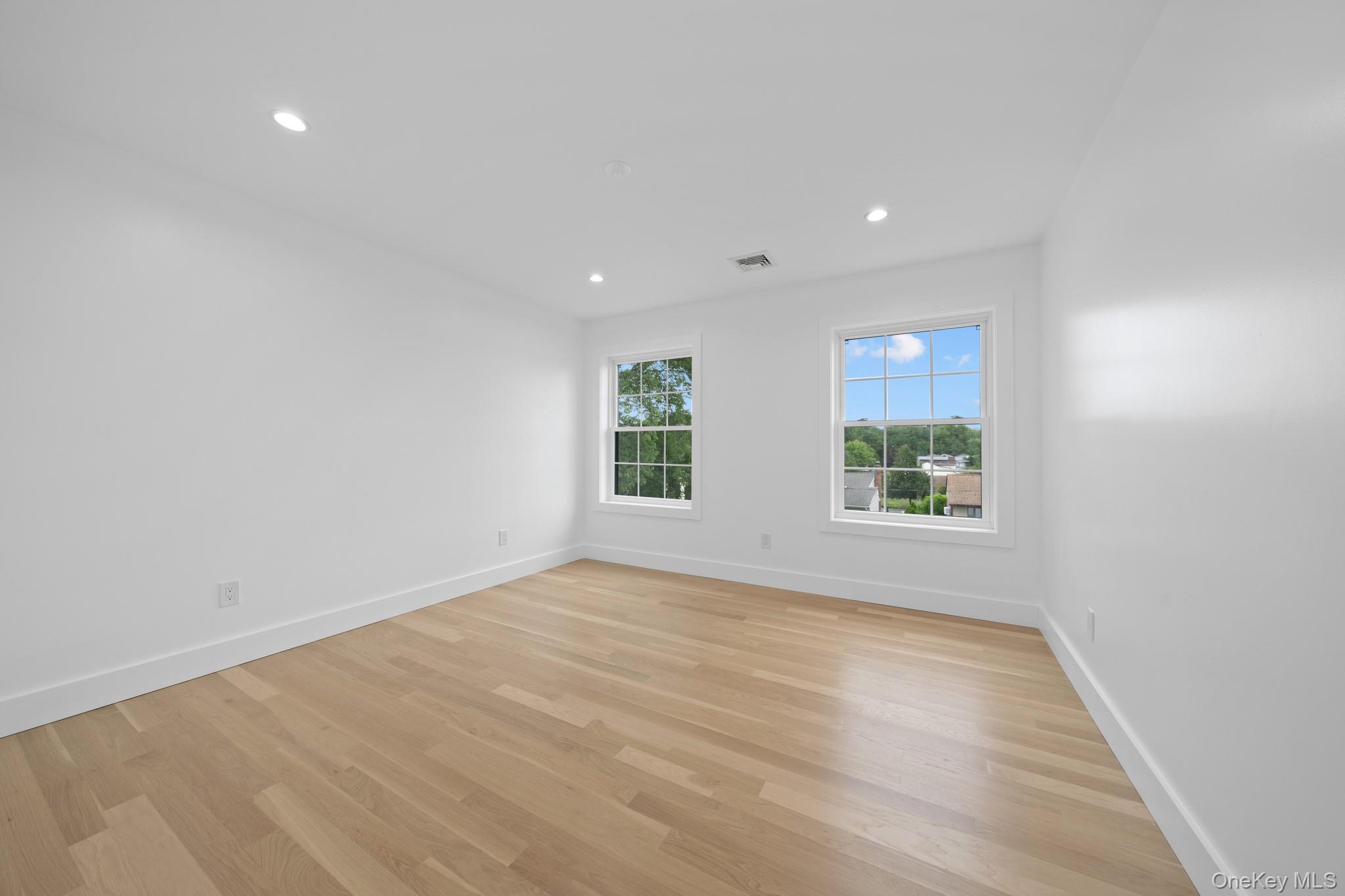 1301 Lakeside Drive – For Sale photo 22