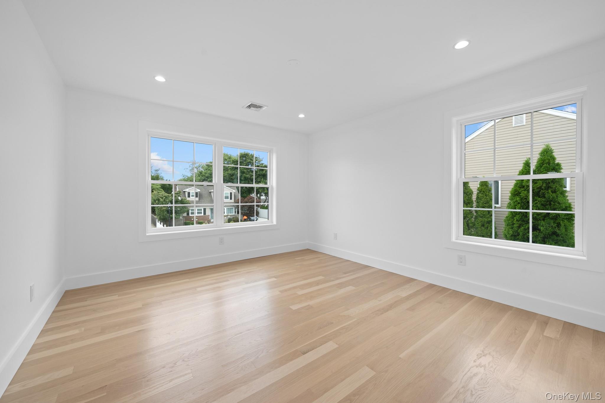 1301 Lakeside Drive – For Sale photo 20