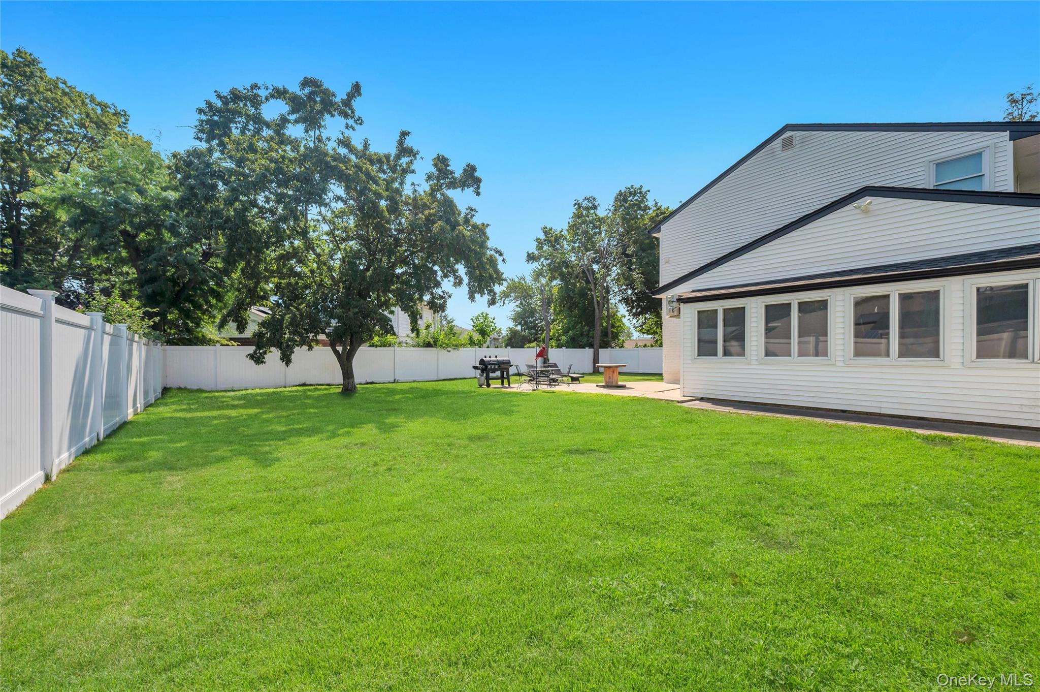 241 Tree Road – For Sale photo 4