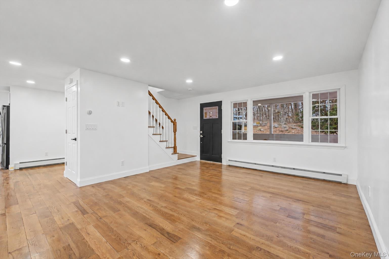 16 Cold Spring Road – For Sale photo 3