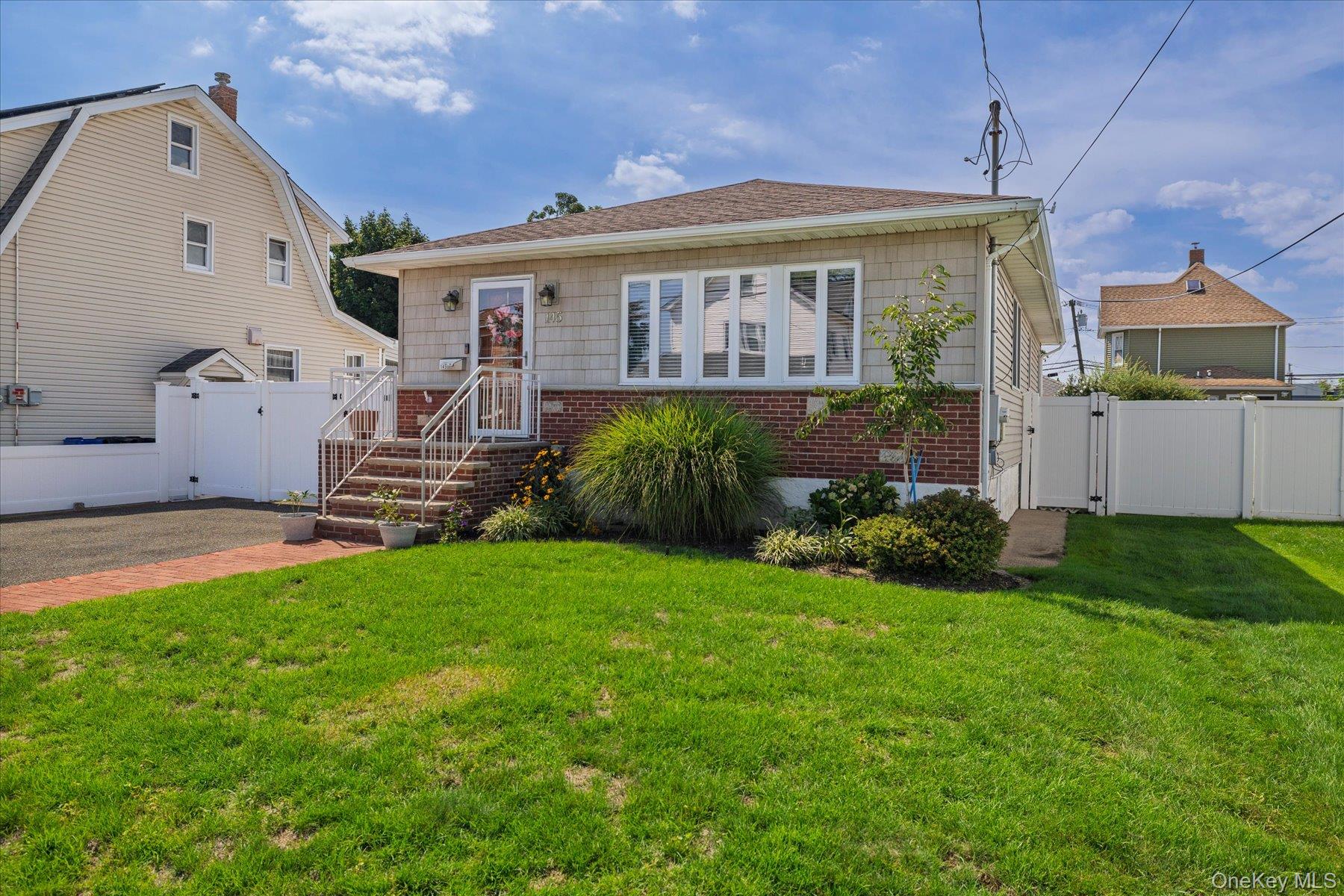 145 Bismark Avenue – For Sale photo 2