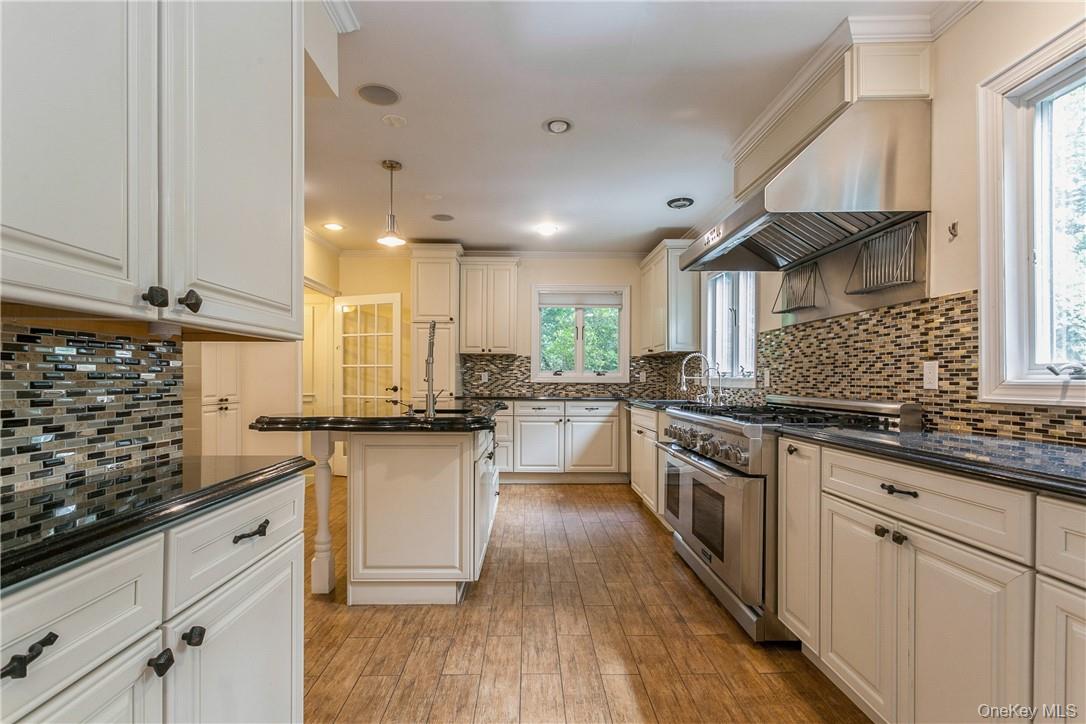 7 Cotswold Way – For Rent photo 15