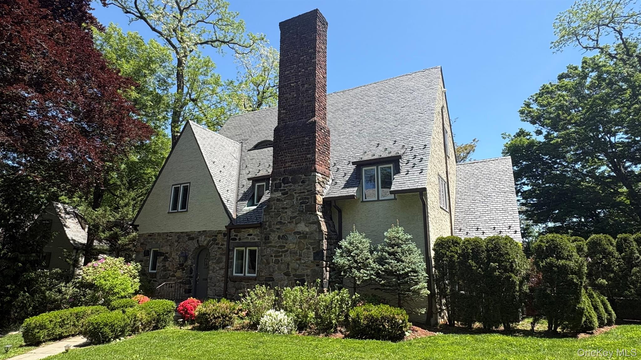 7 Cotswold Way – For Rent photo 37