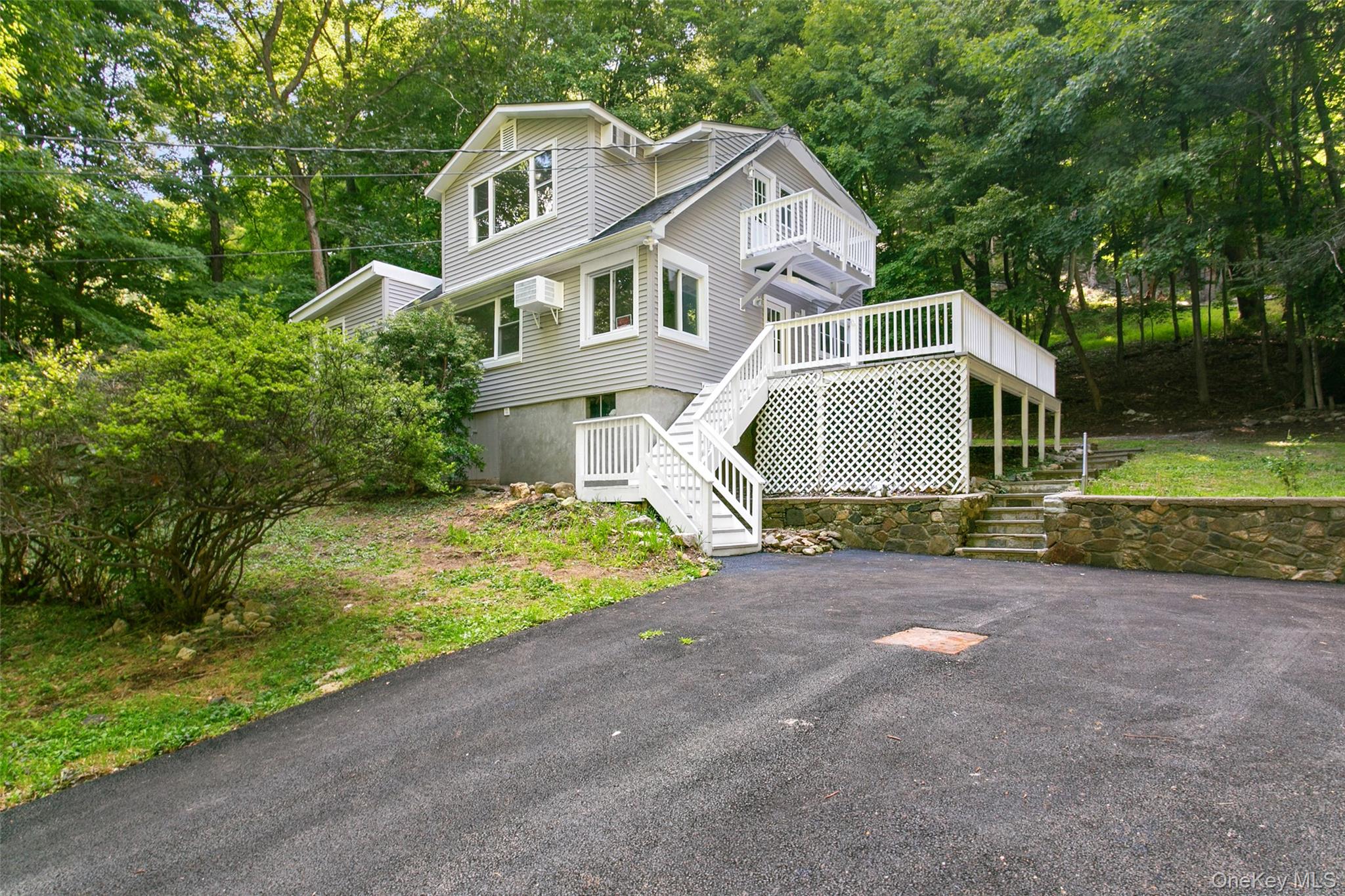 3 W Main Street – For Sale