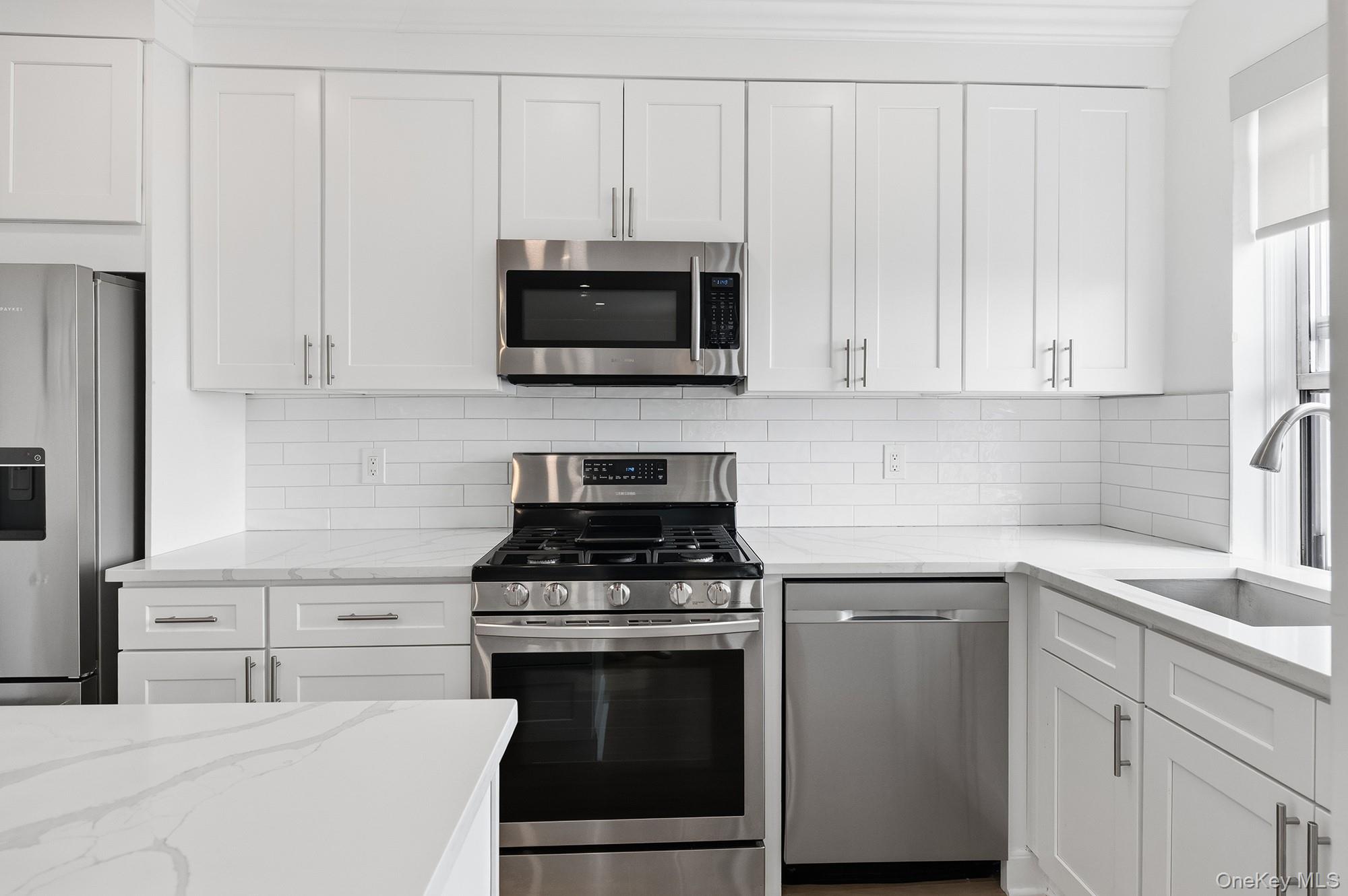 50 North Broadway, Unit 6H photo 11