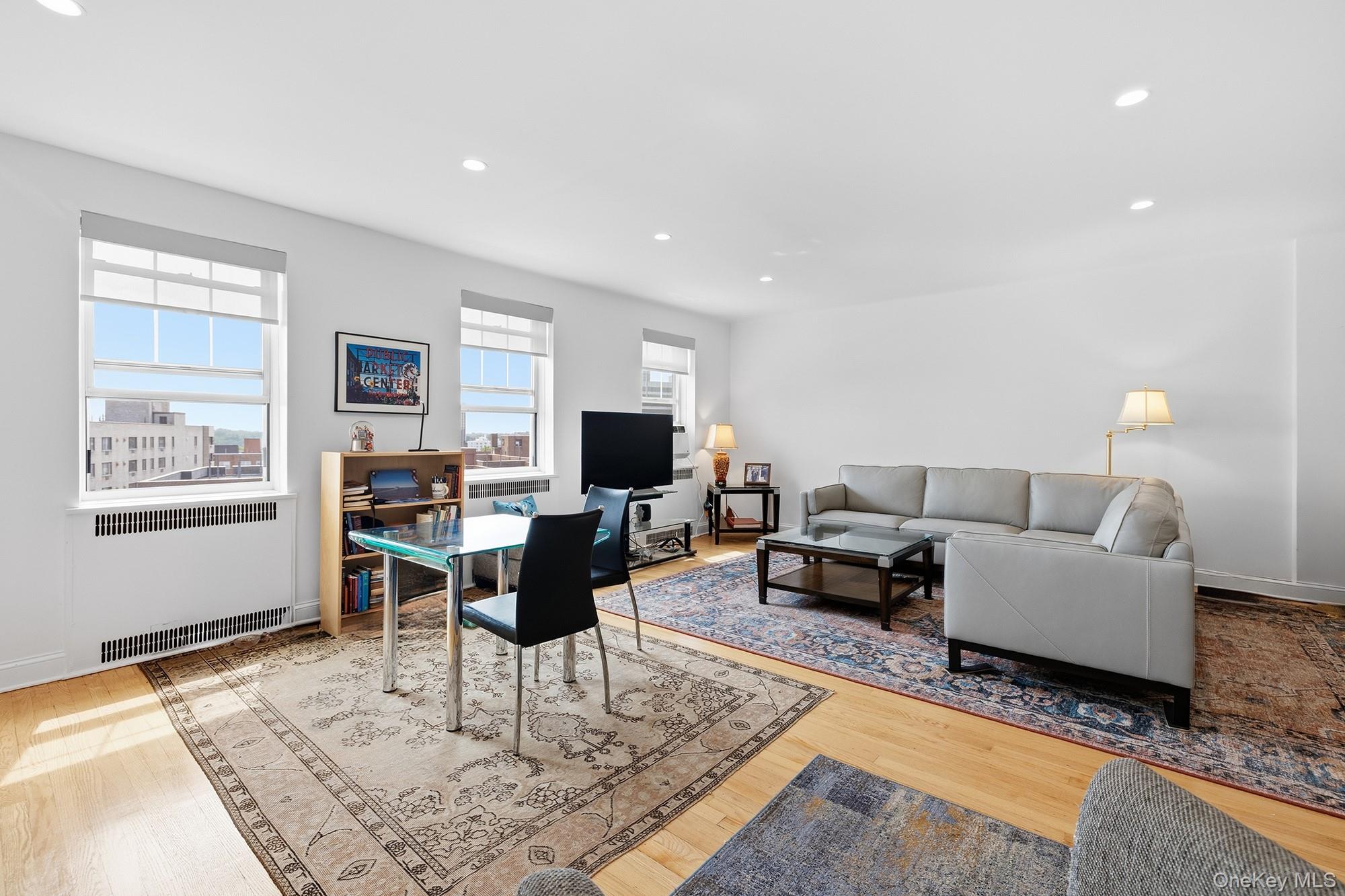 50 North Broadway, Unit 6H photo 7
