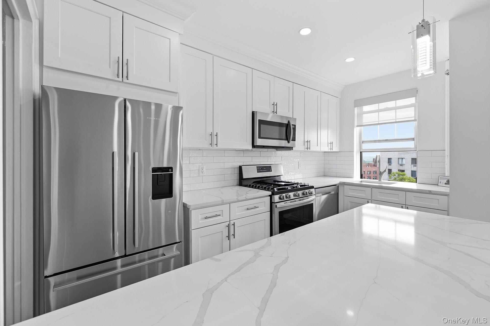 50 North Broadway, Unit 6H photo 10