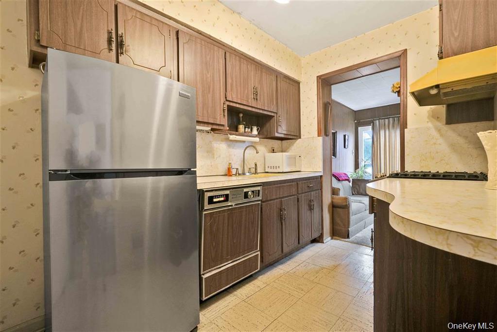 84-92A Austin Street – For Sale photo 10
