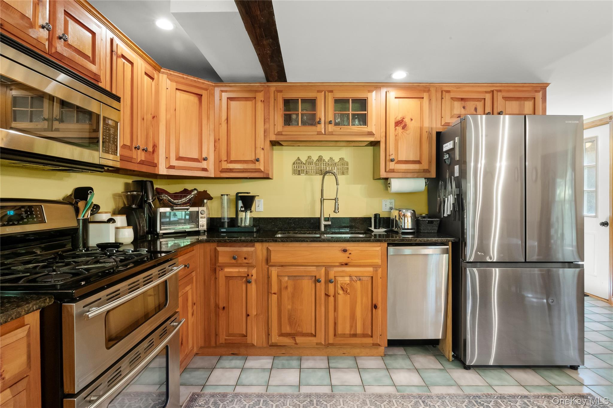 5 Link Road – For Sale photo 11