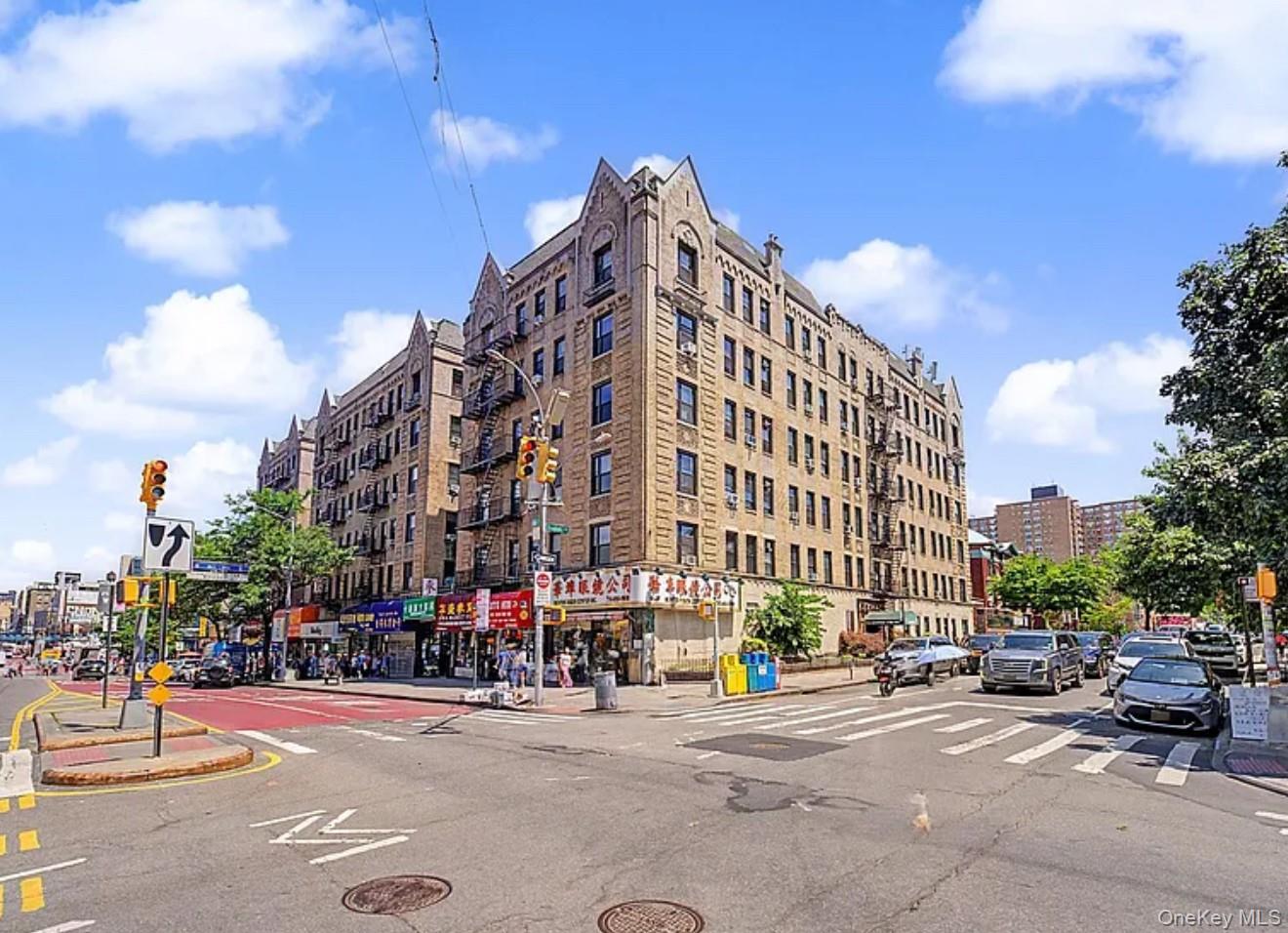 136-05 Sanford Avenue, Unit 2L