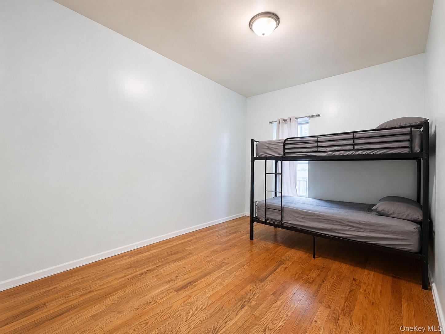 919 Bryant Avenue – For Sale photo 14
