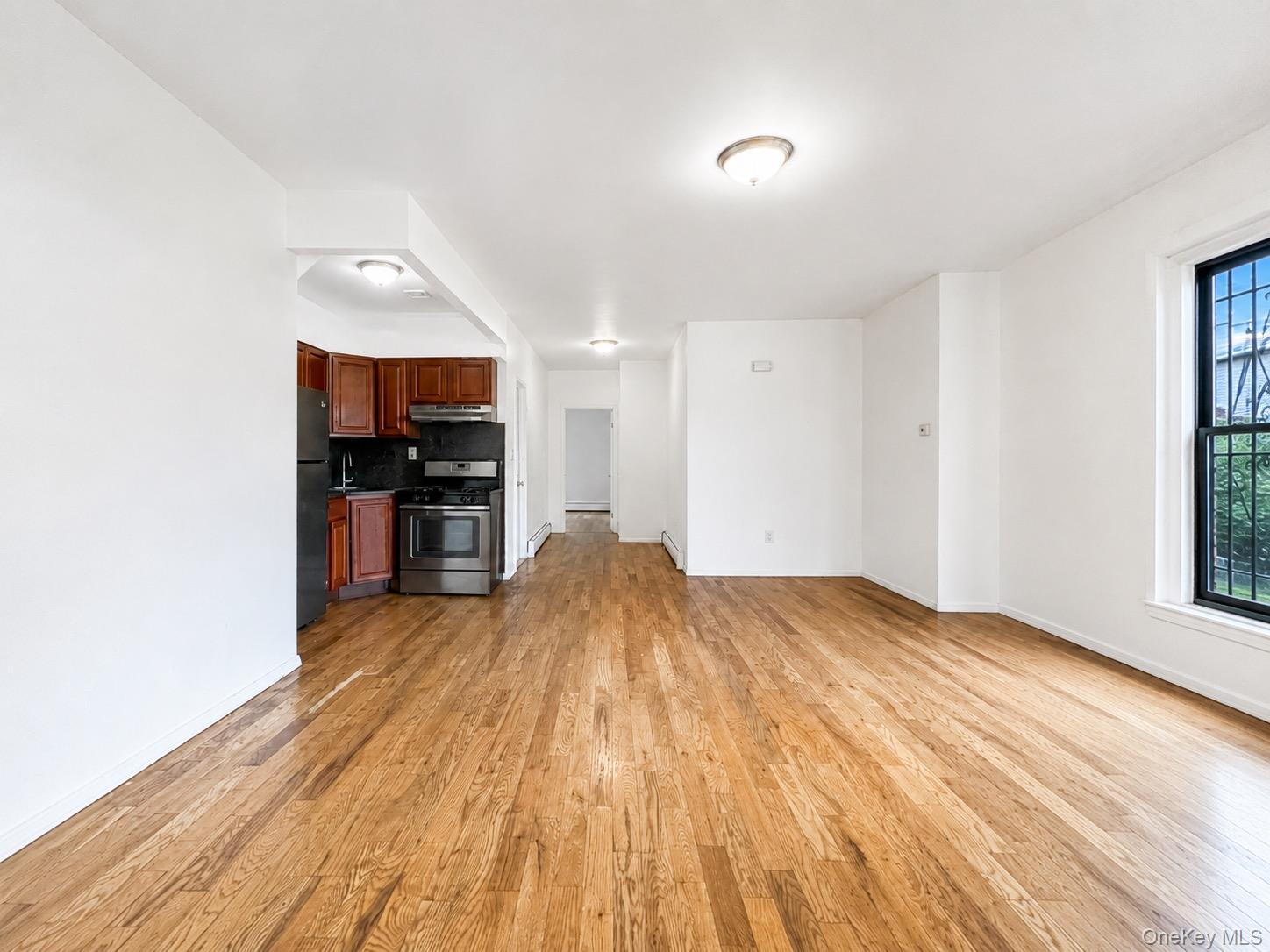 919 Bryant Avenue – For Sale