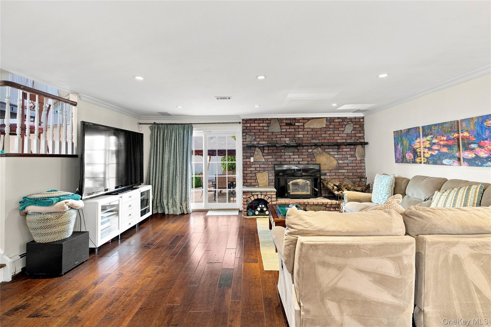 85 Jeffery Lane – For Sale photo 13