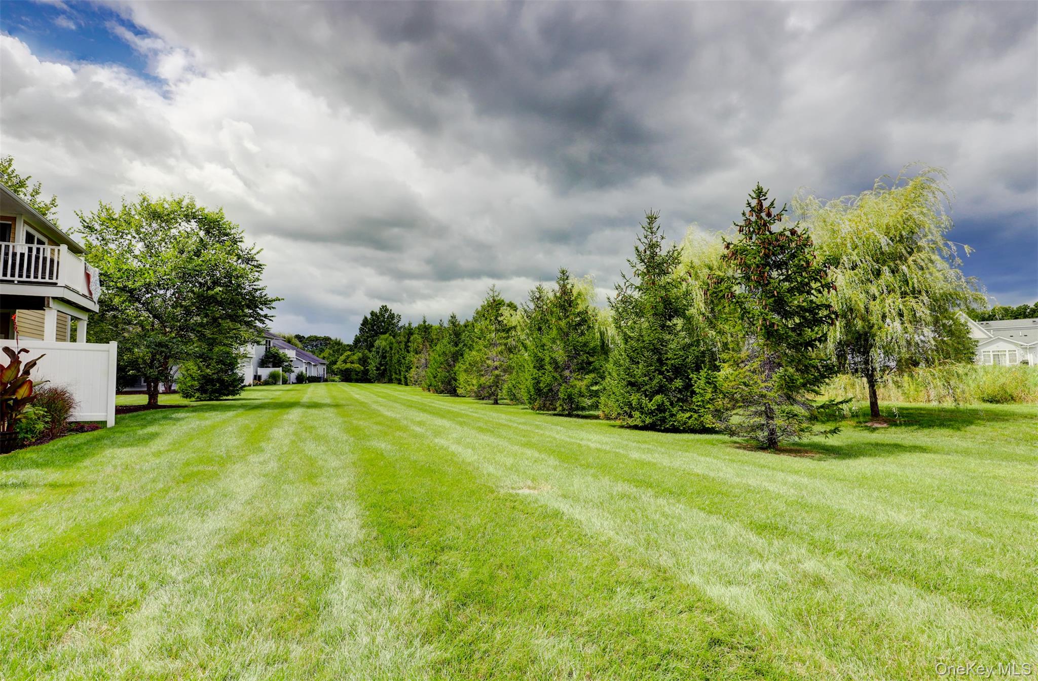 415 Gardenia Drive – For Sale photo 28