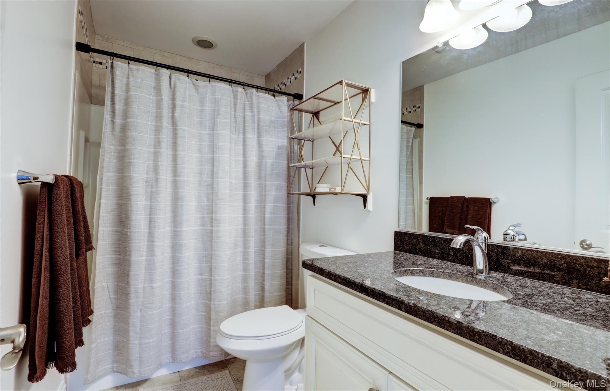 415 Gardenia Drive – For Sale photo 24
