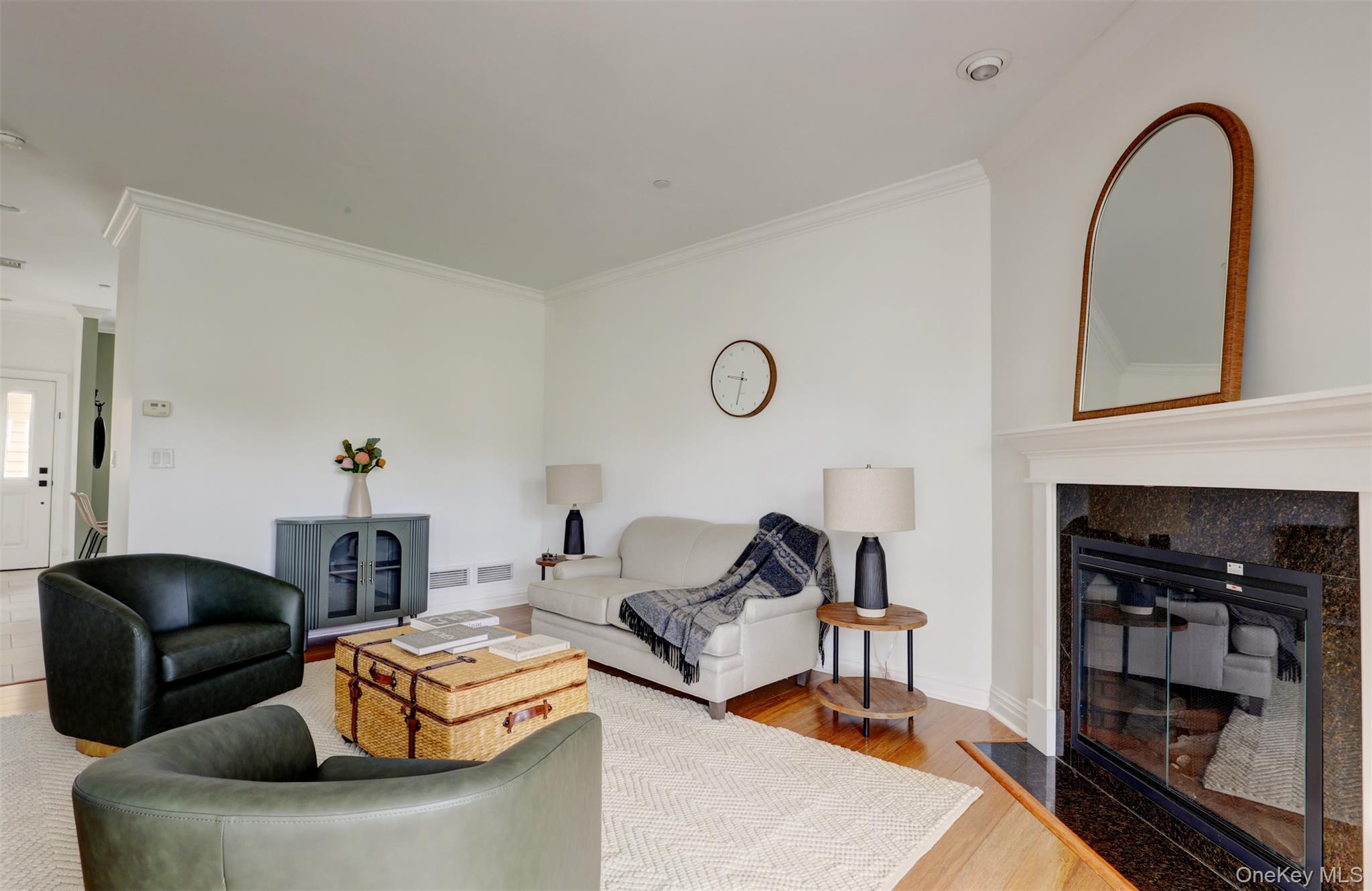 415 Gardenia Drive – For Sale photo 5