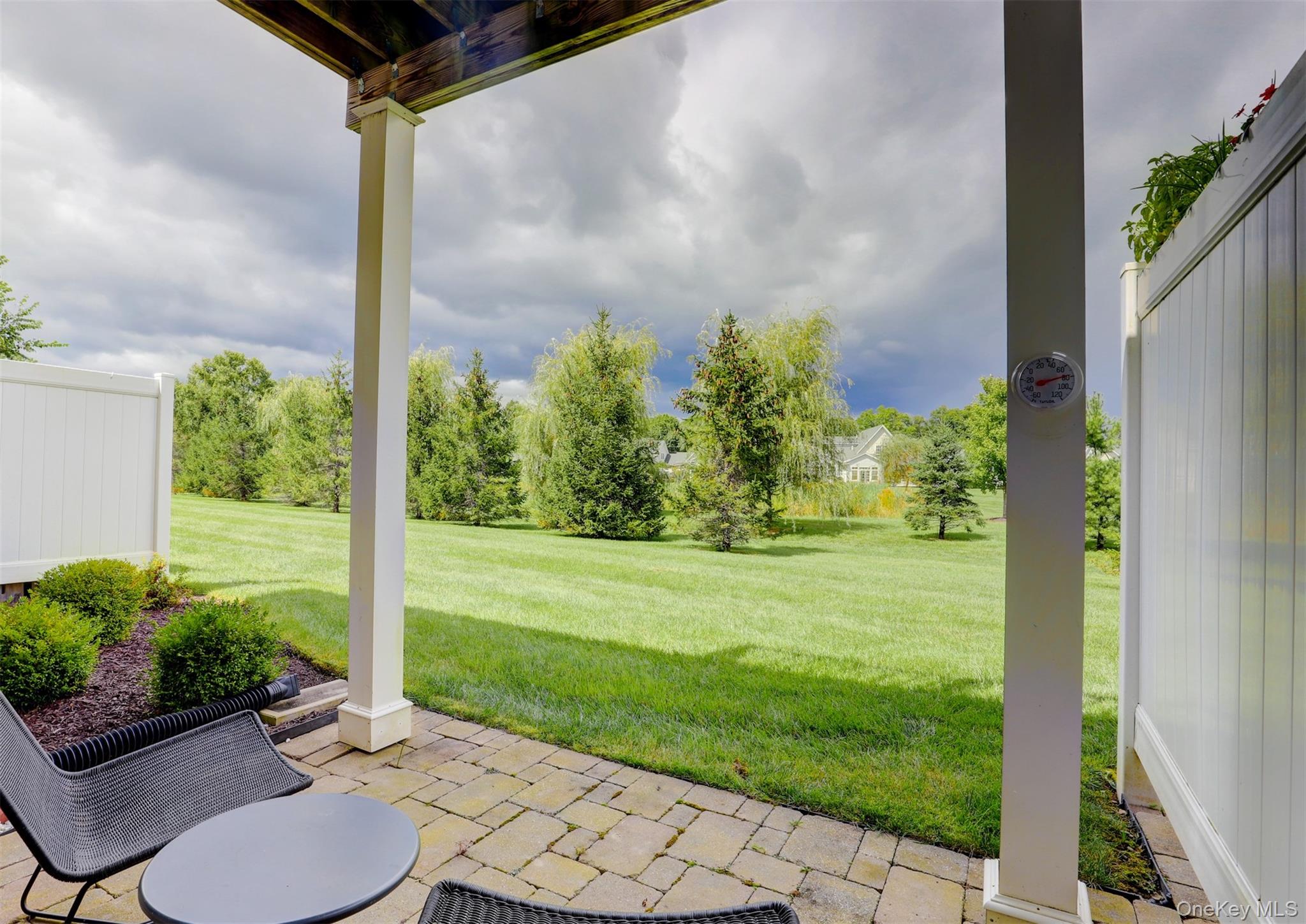 415 Gardenia Drive – For Sale photo 27