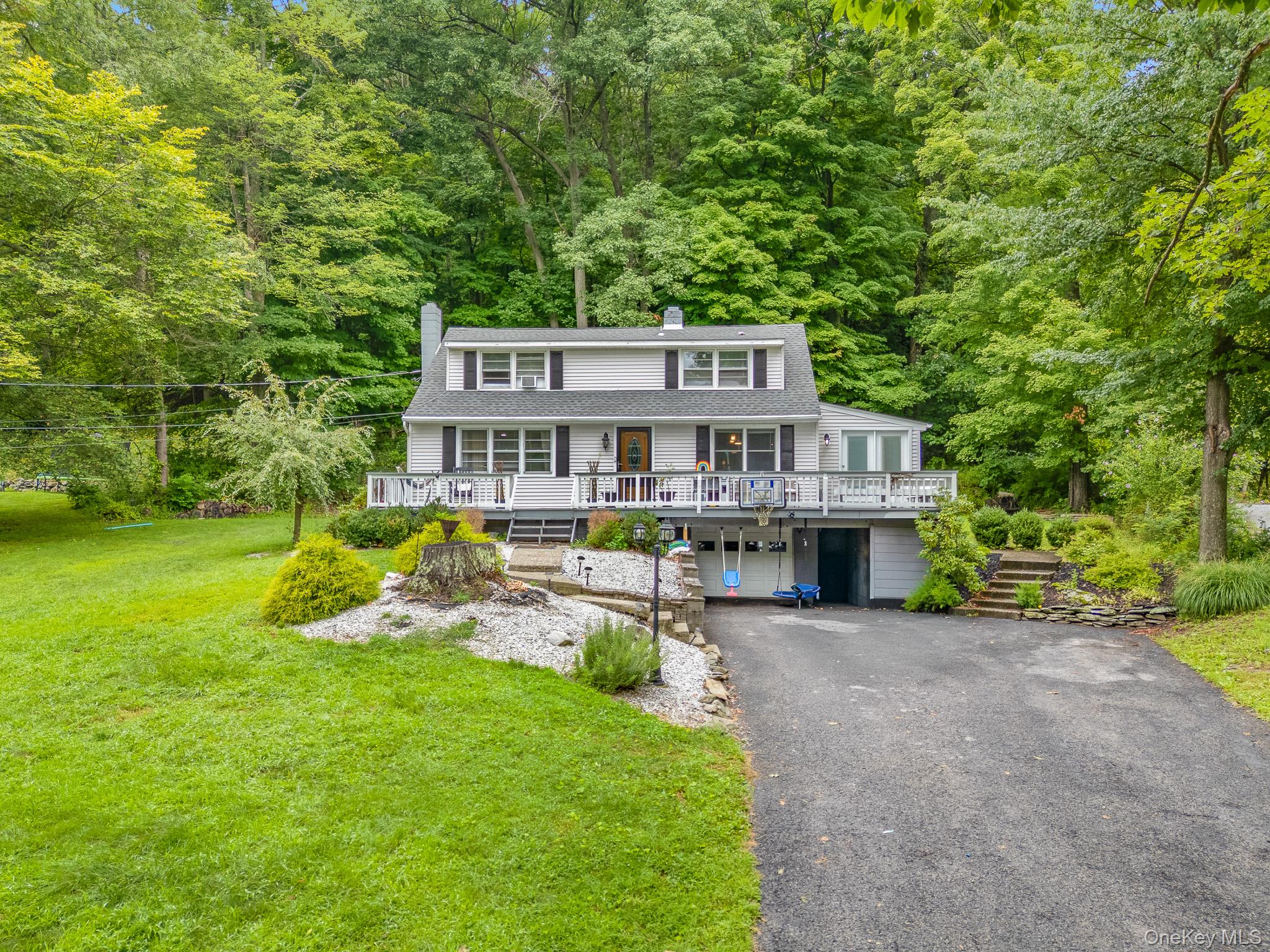 388 Cedar Hill Road – For Sale