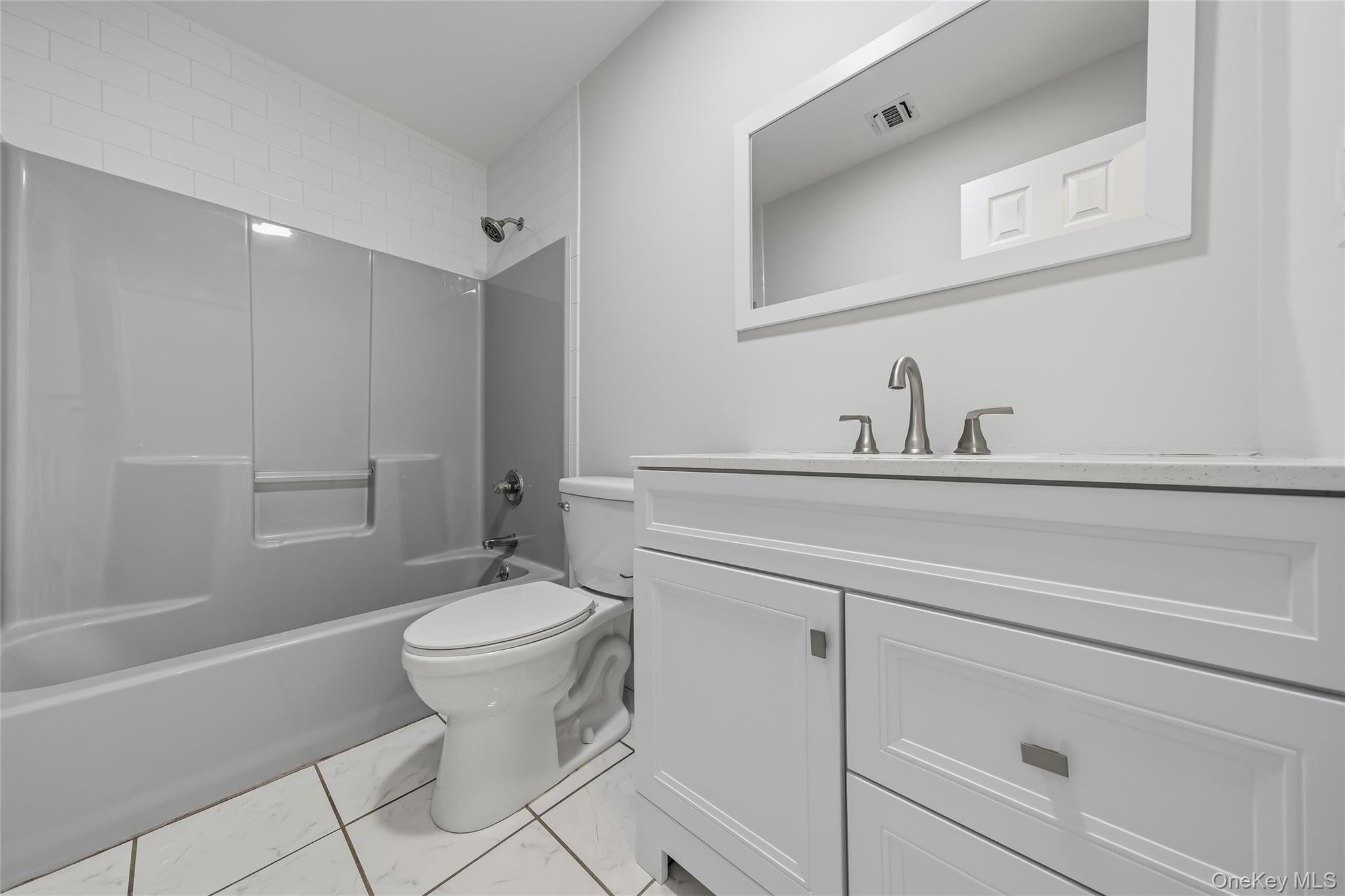 35 Cunningham – For Rent photo 29