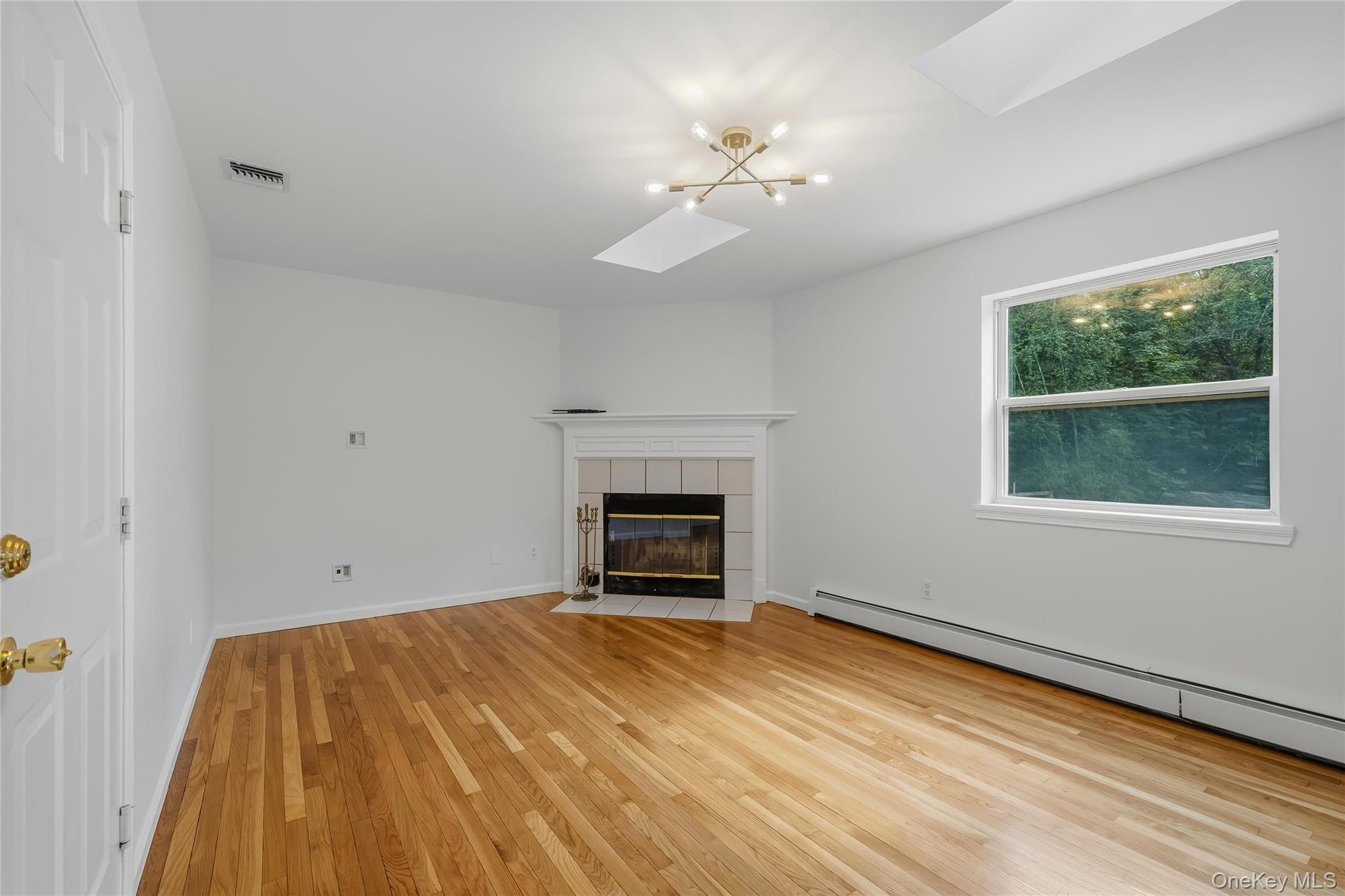 35 Cunningham – For Rent photo 21