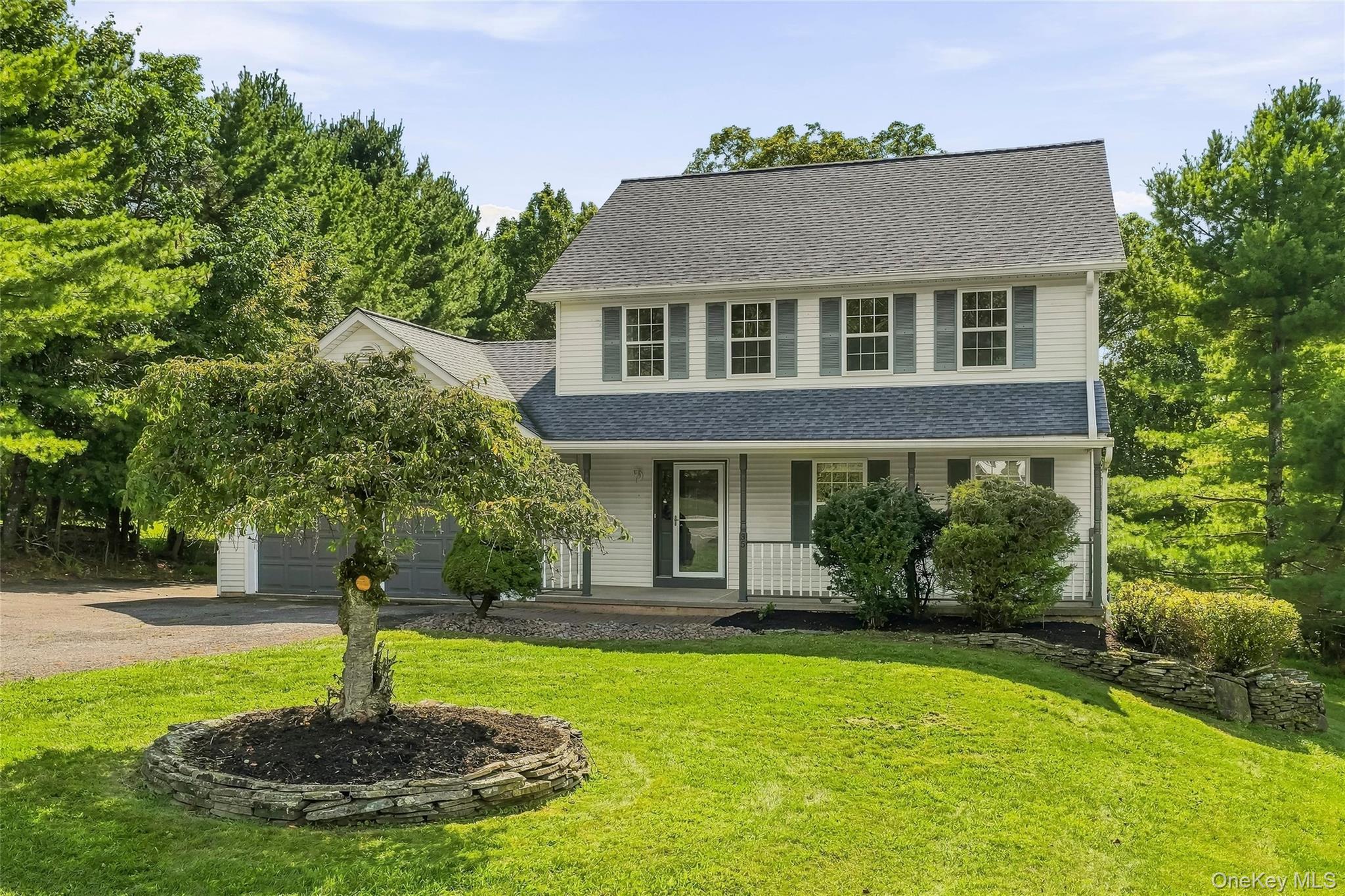 35 Cunningham – For Rent photo 3