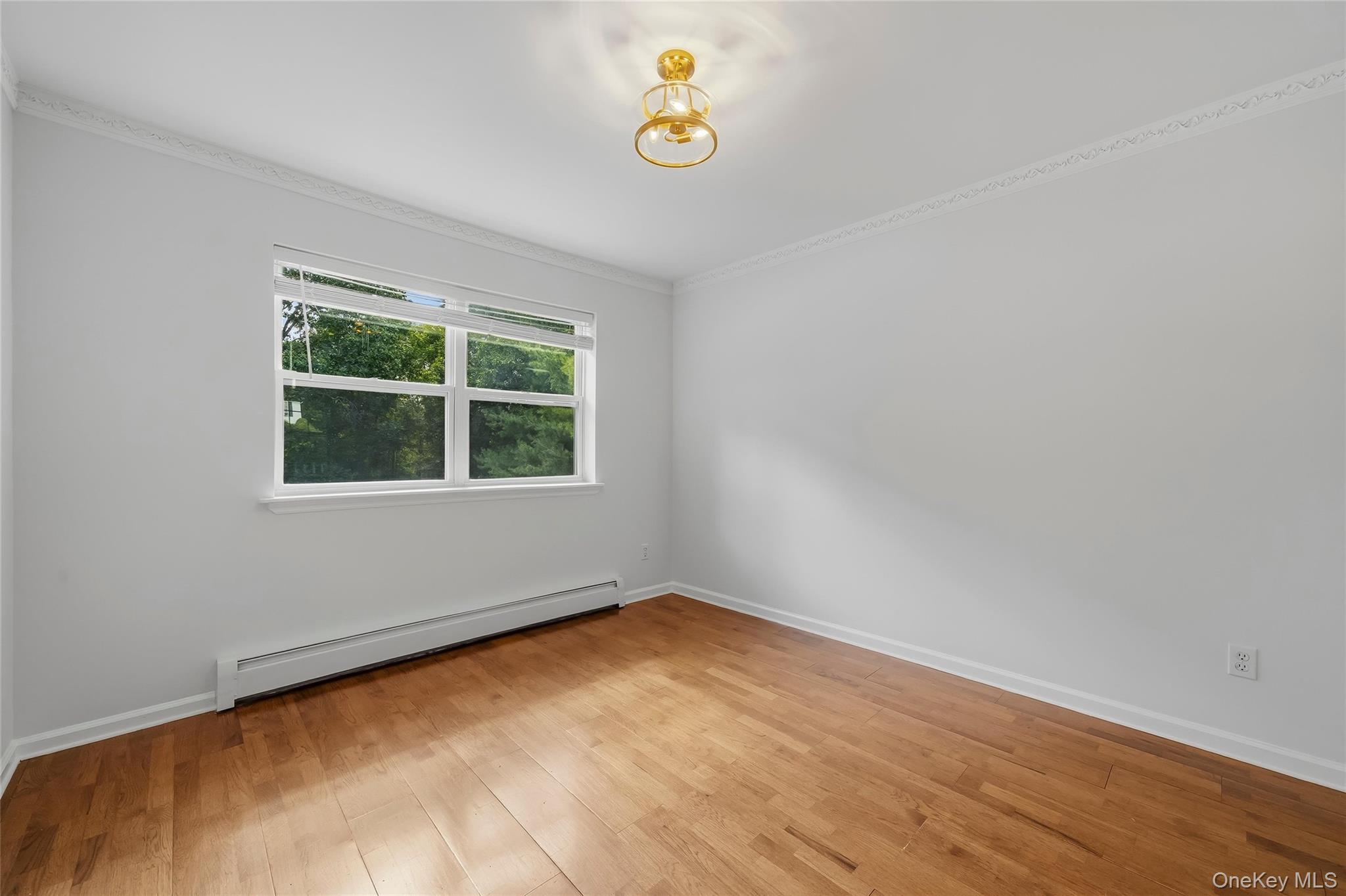 35 Cunningham – For Rent photo 13