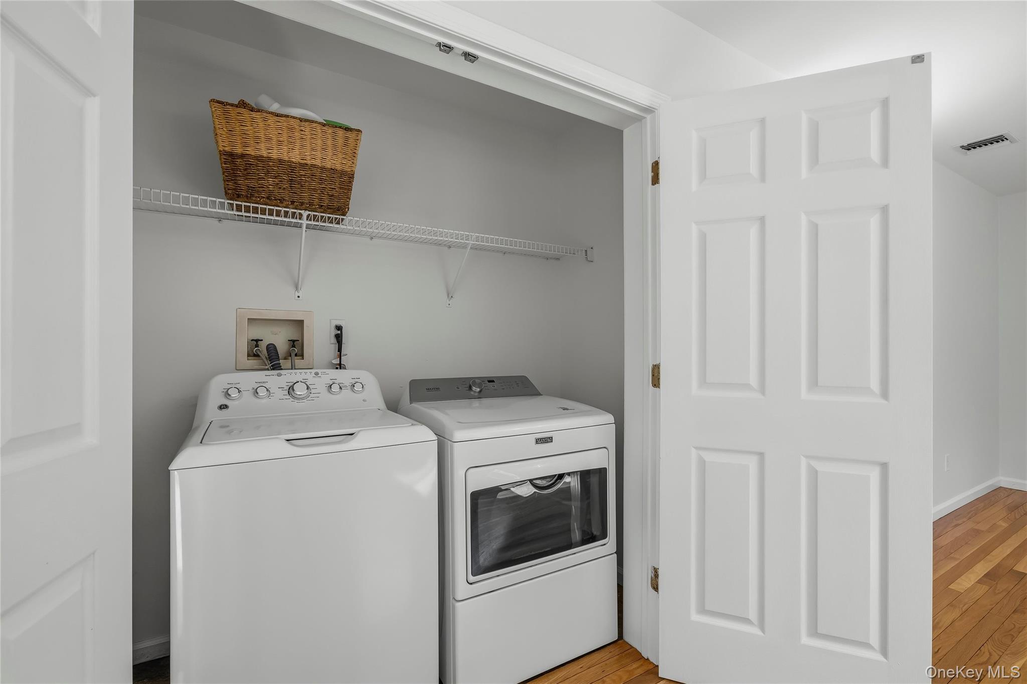 35 Cunningham – For Rent photo 25