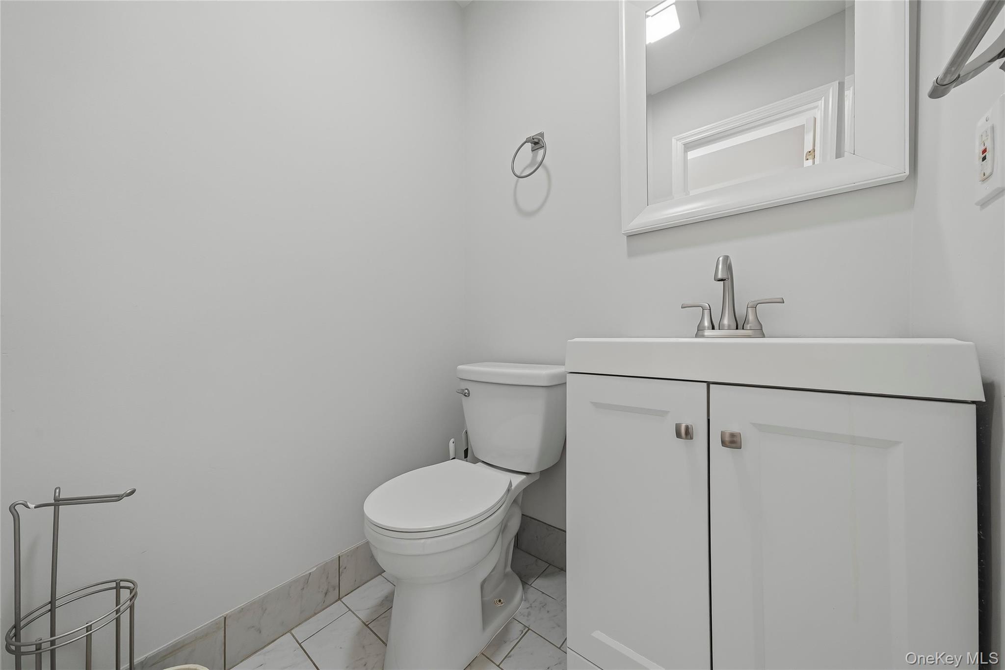 35 Cunningham – For Rent photo 24
