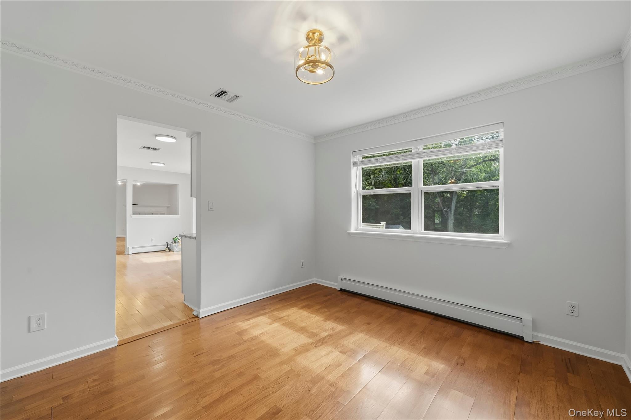 35 Cunningham – For Rent photo 12