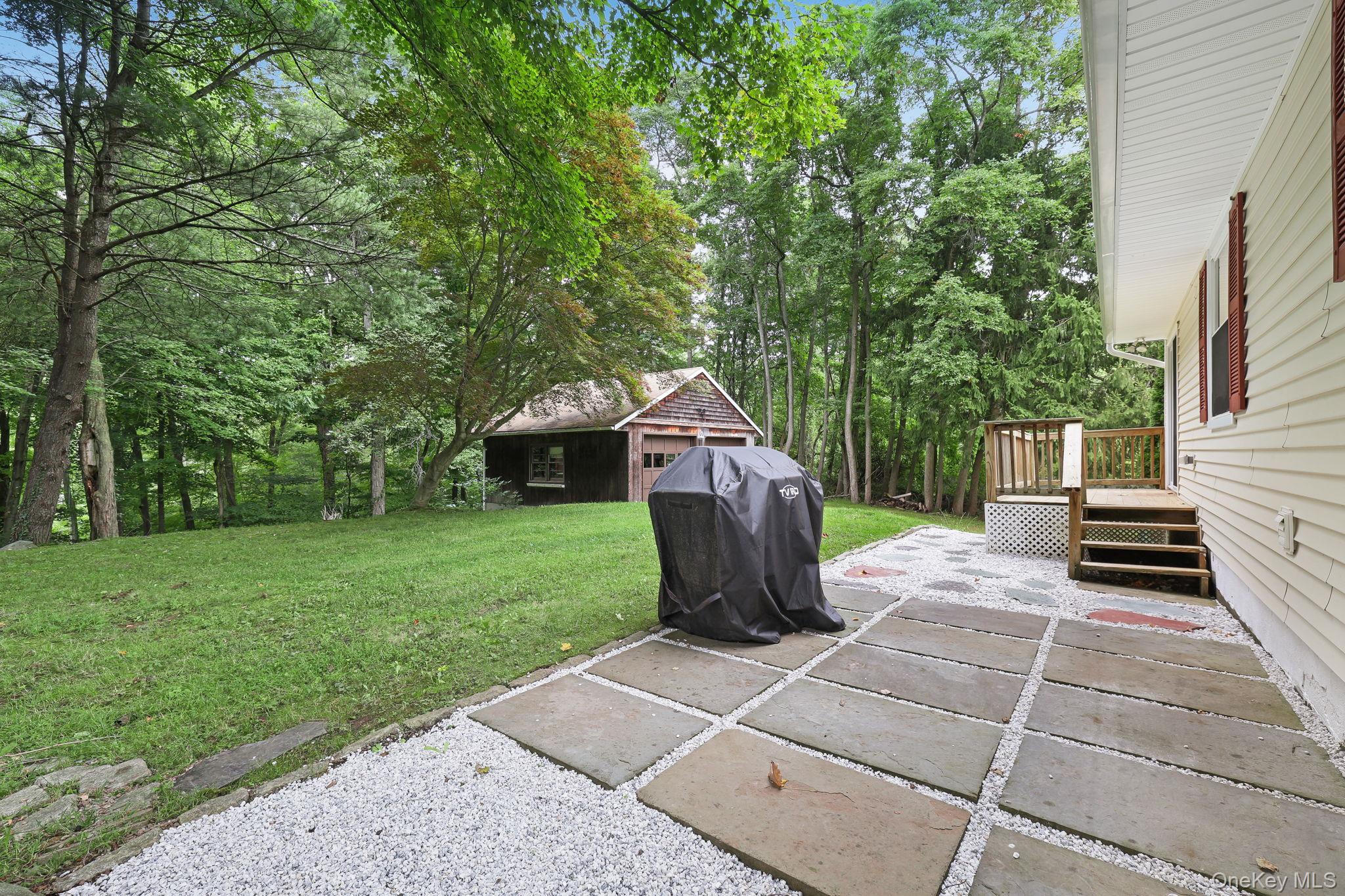13 Arbutus Street – For Sale photo 28