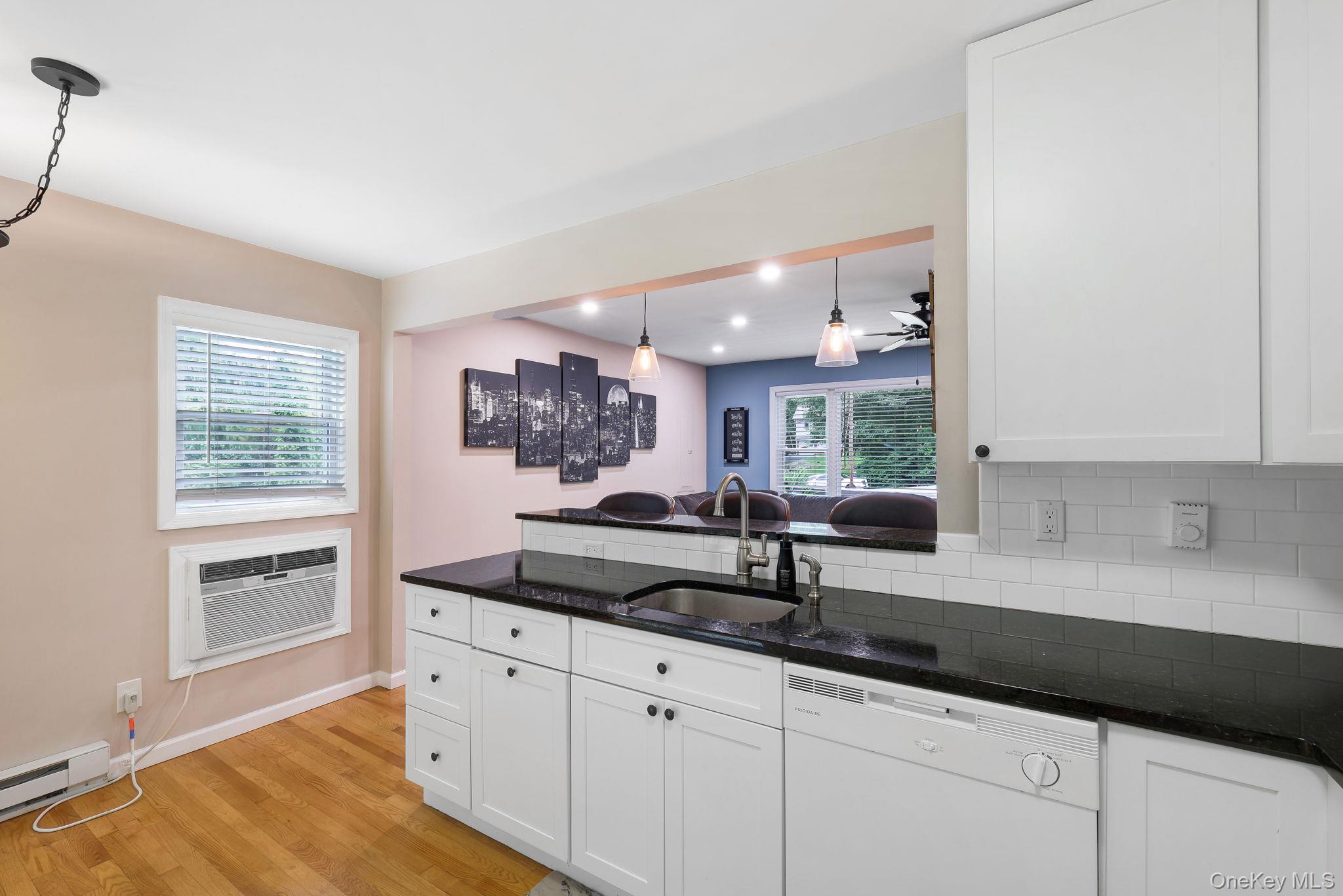 13 Arbutus Street – For Sale photo 16
