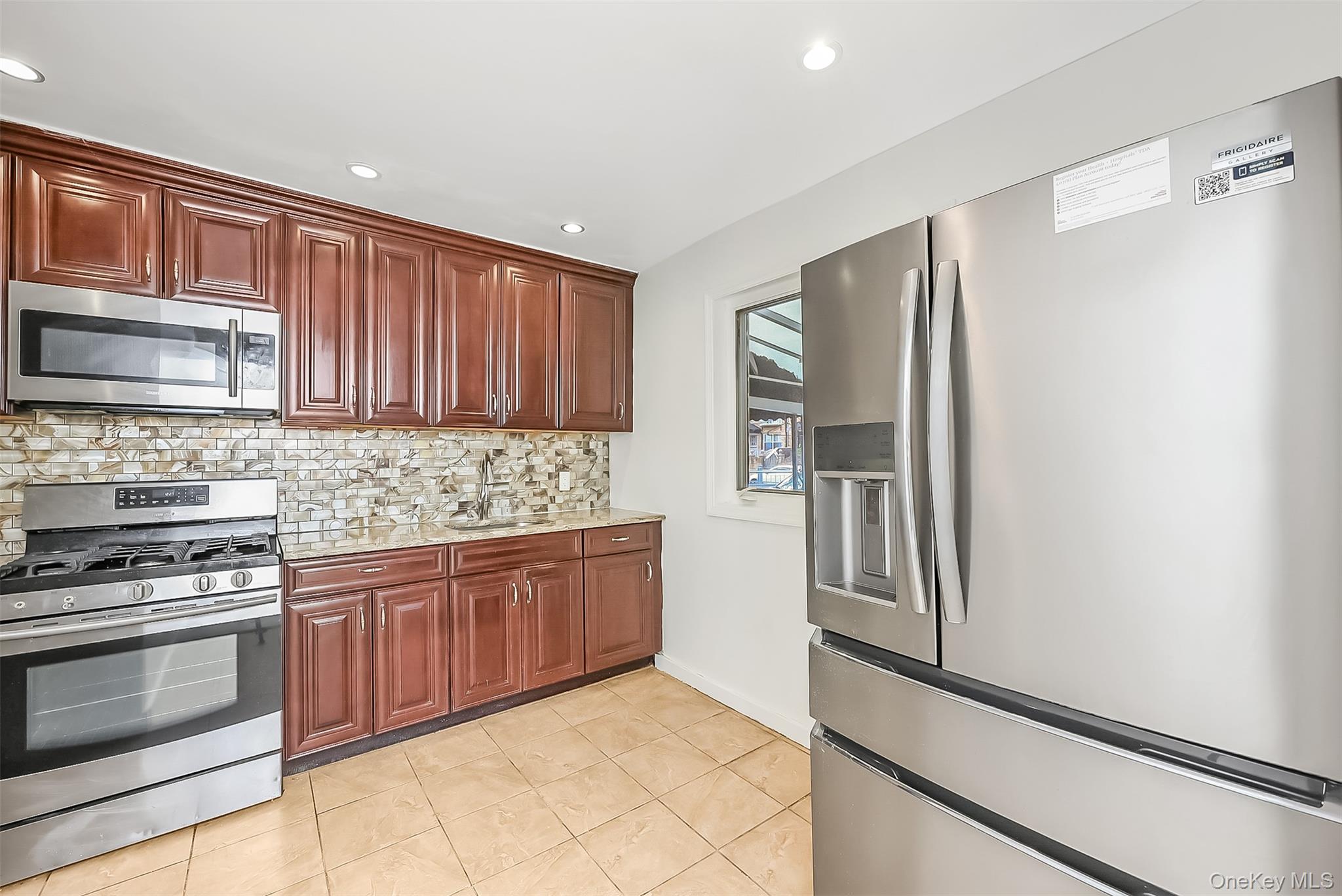 1169 81 Street E – For Sale photo 5