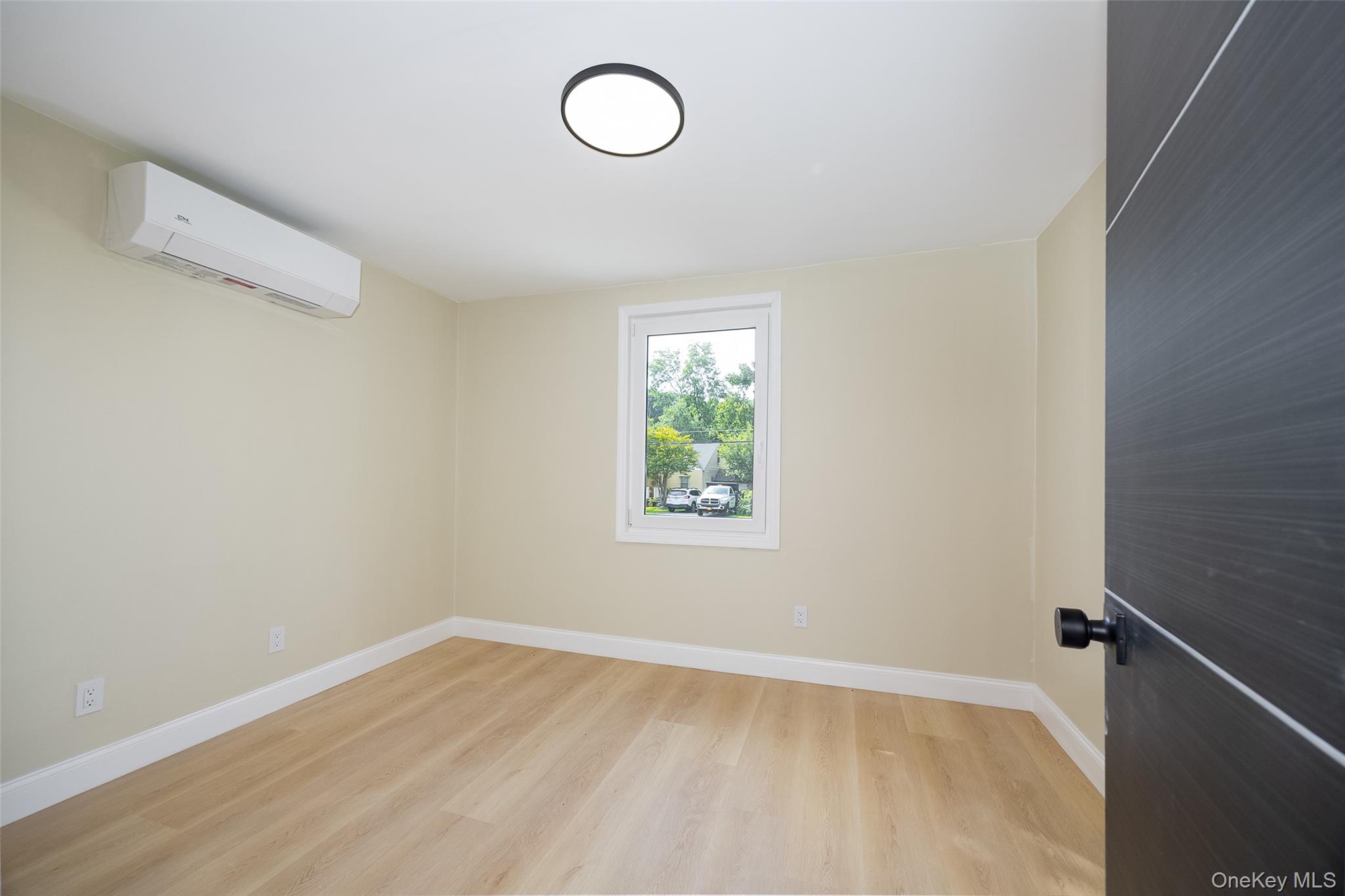 22 Henmond Boulevard – For Sale photo 12
