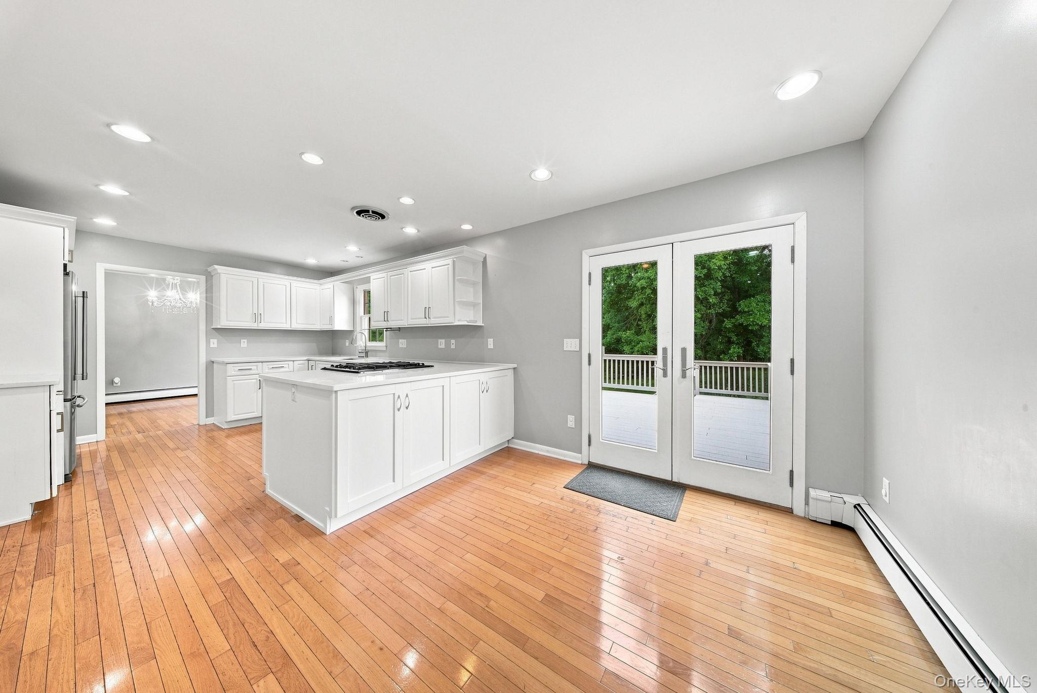 2 Fleetwood Drive – For Sale photo 13
