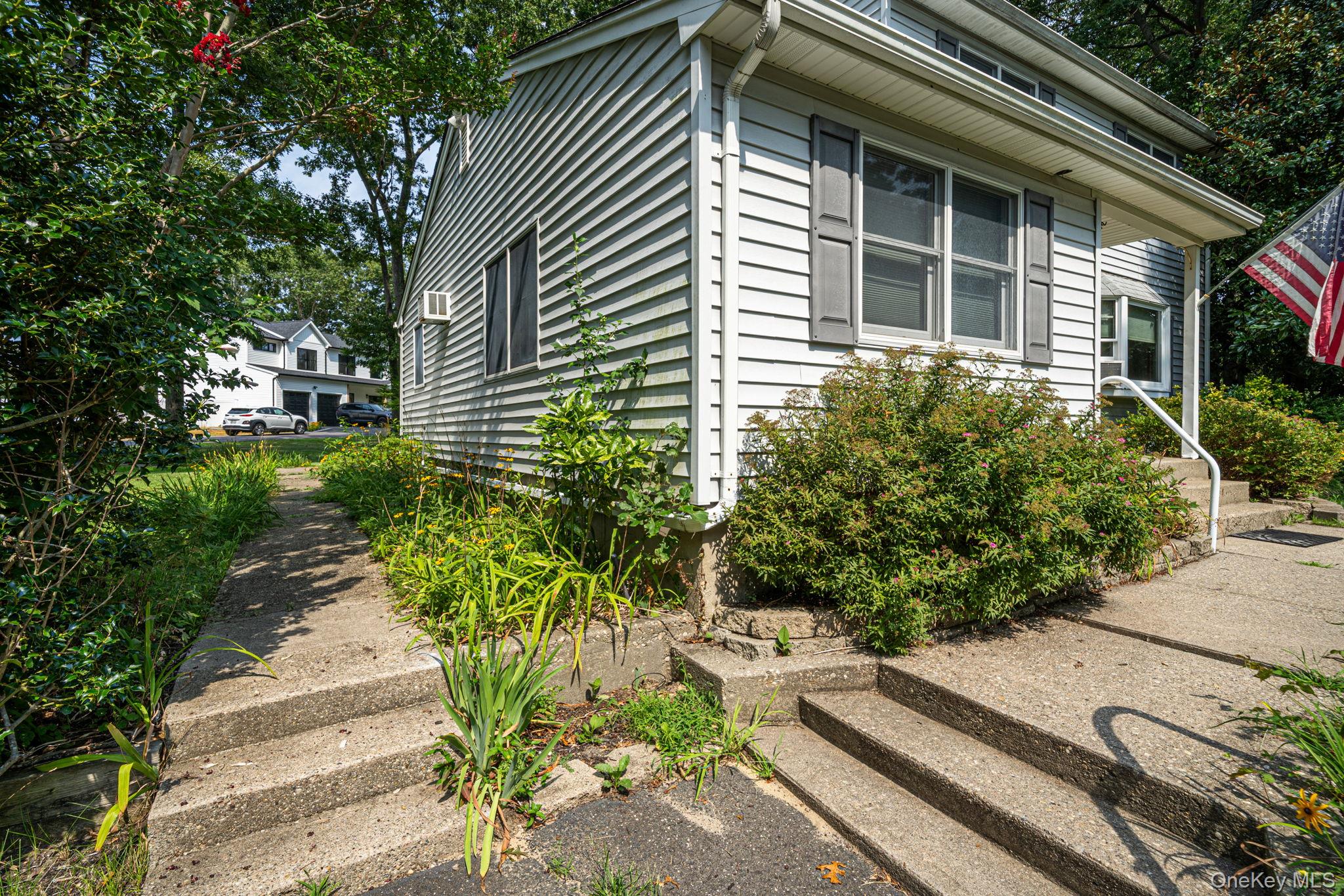 96 Oak Street – For Sale photo 5