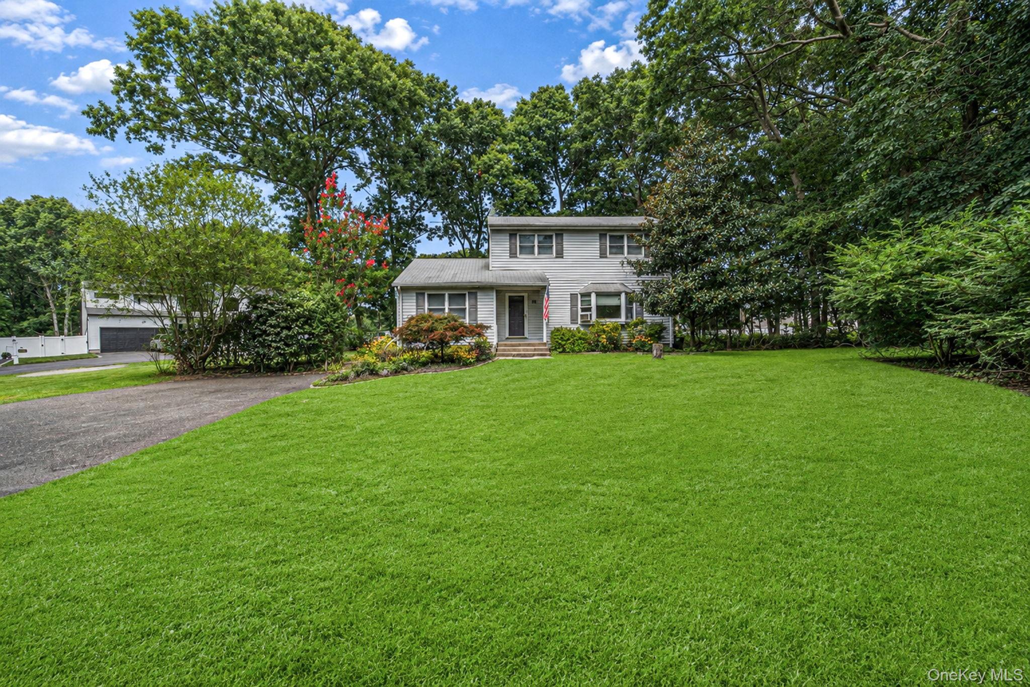 96 Oak Street – For Sale